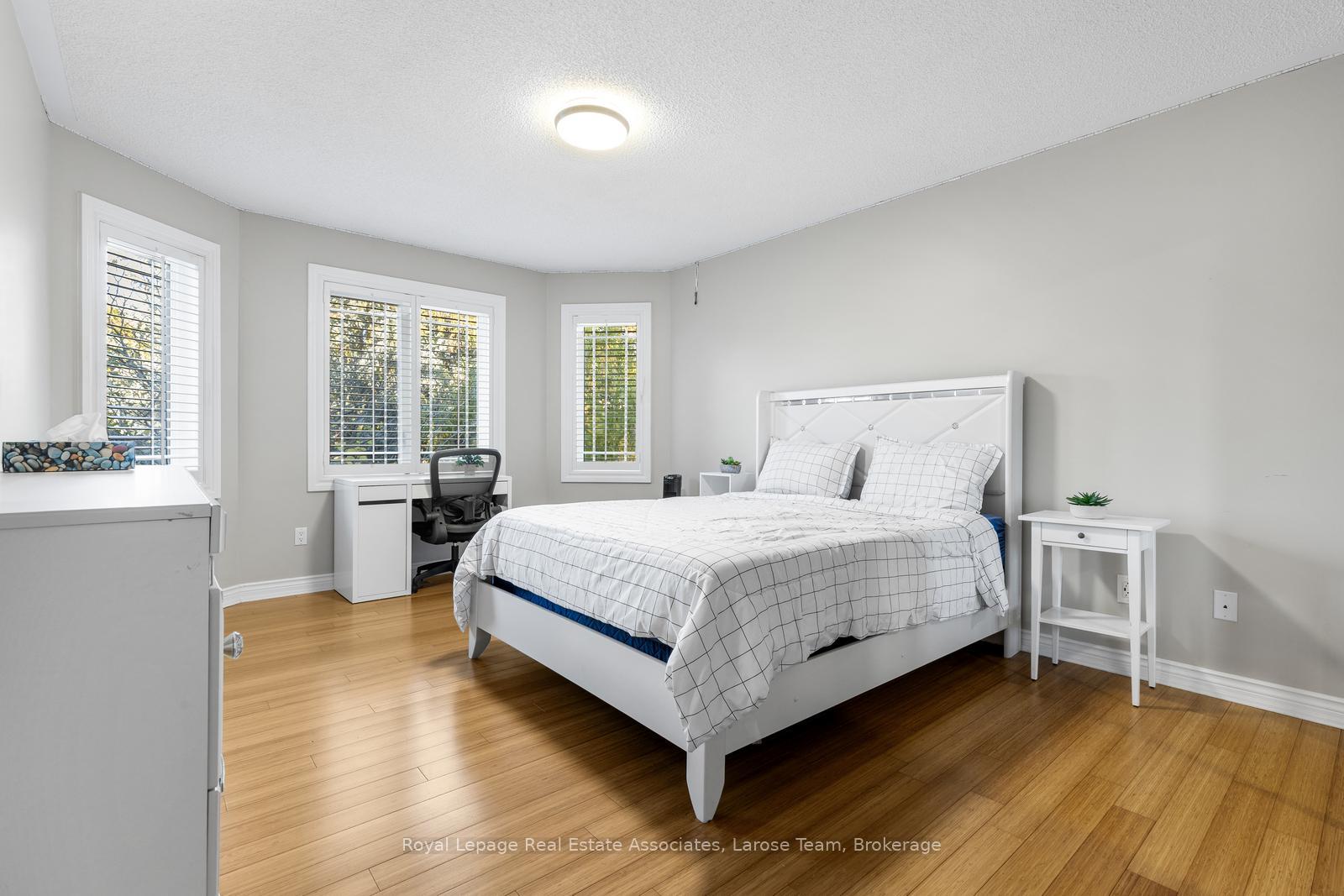 4622 Hewicks Lane, Mississauga