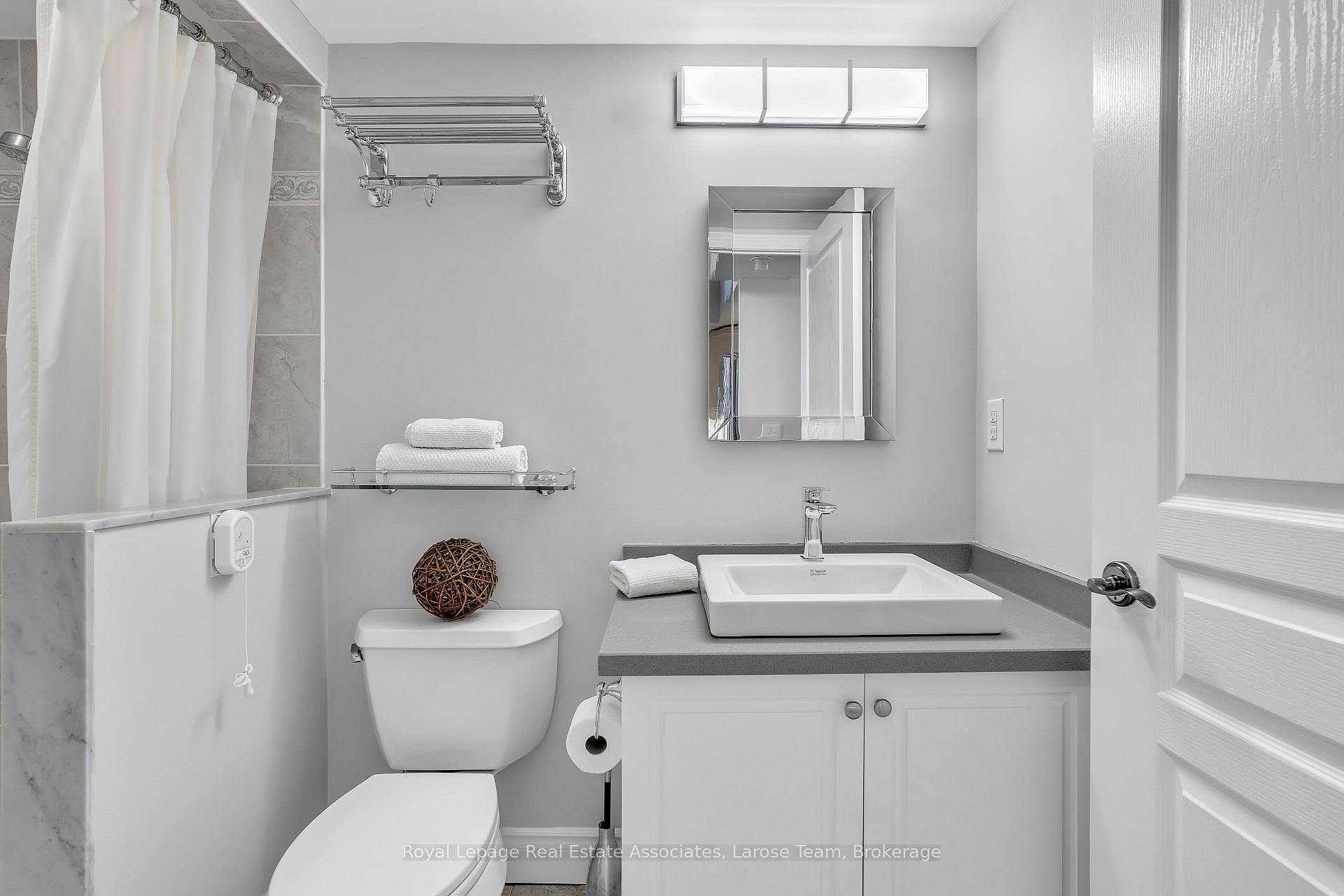 3 Marine Parade Drive 1707