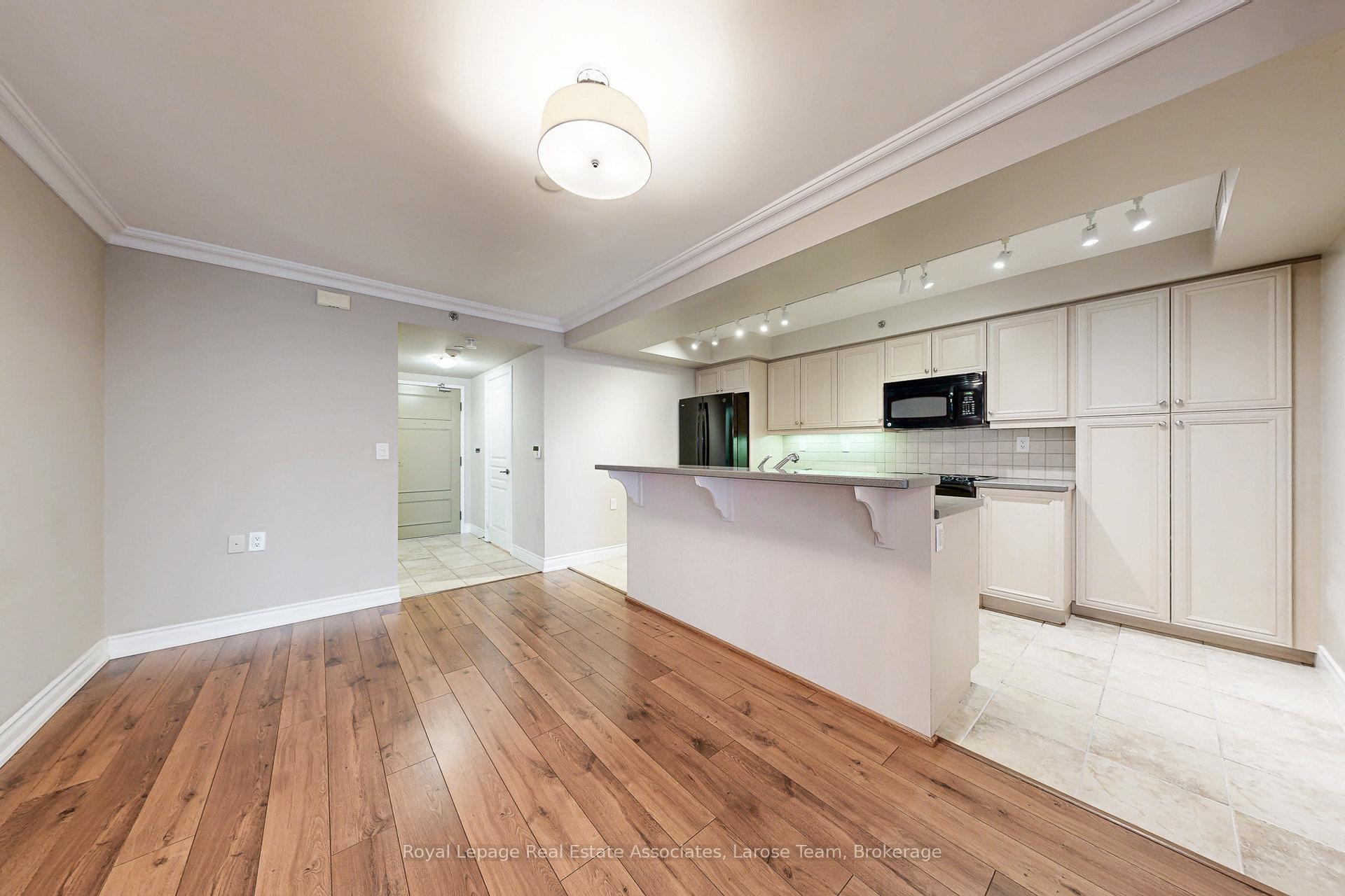 3 Marine Parade Drive 2003