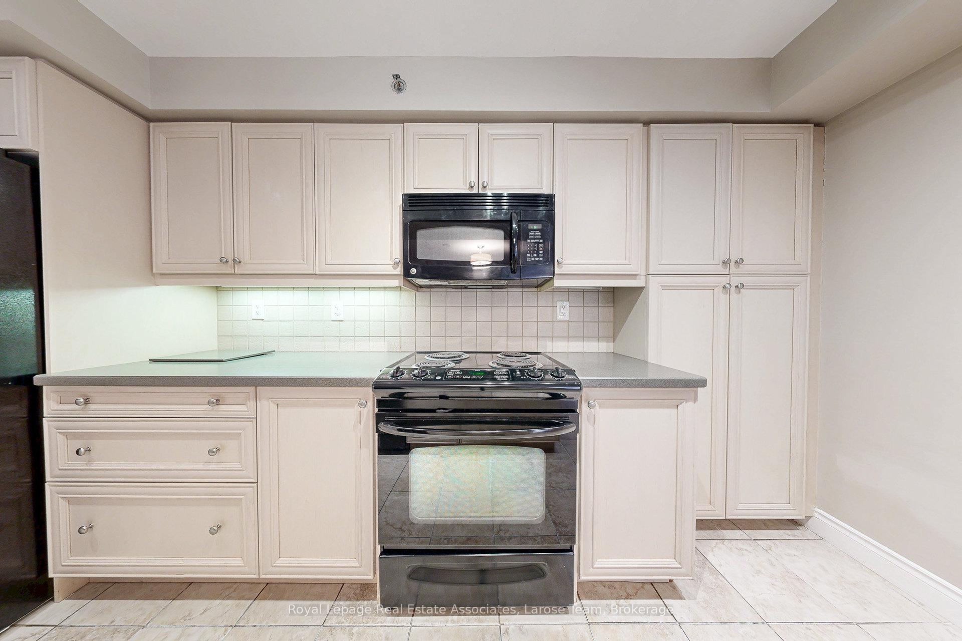 3 Marine Parade Drive 2003