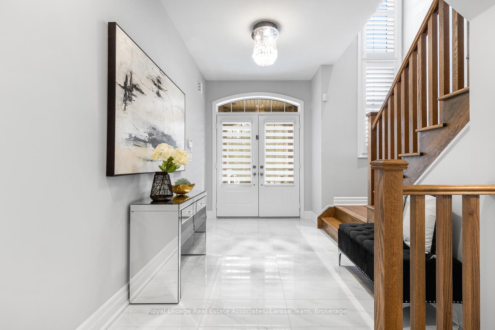 26 Perdita Road Main & 2nd Flr.