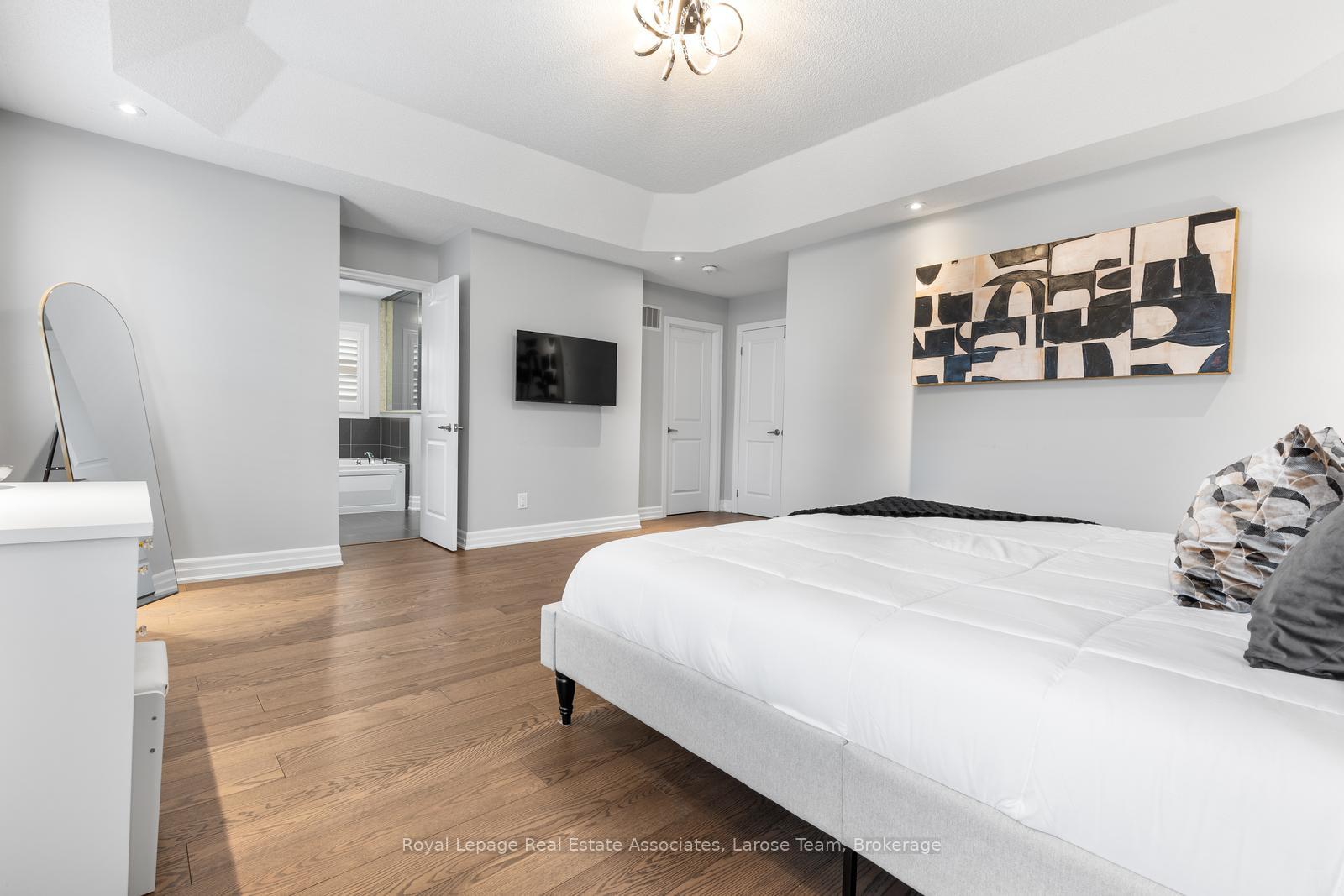 26 Perdita Road Main & 2nd Flr.