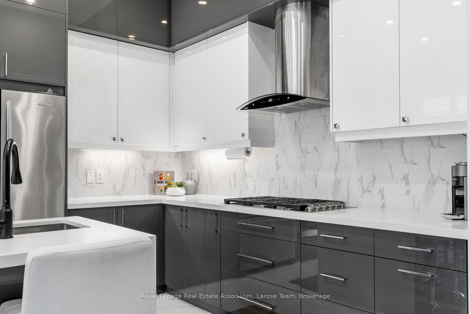 26 Perdita Road Main & 2nd Flr.