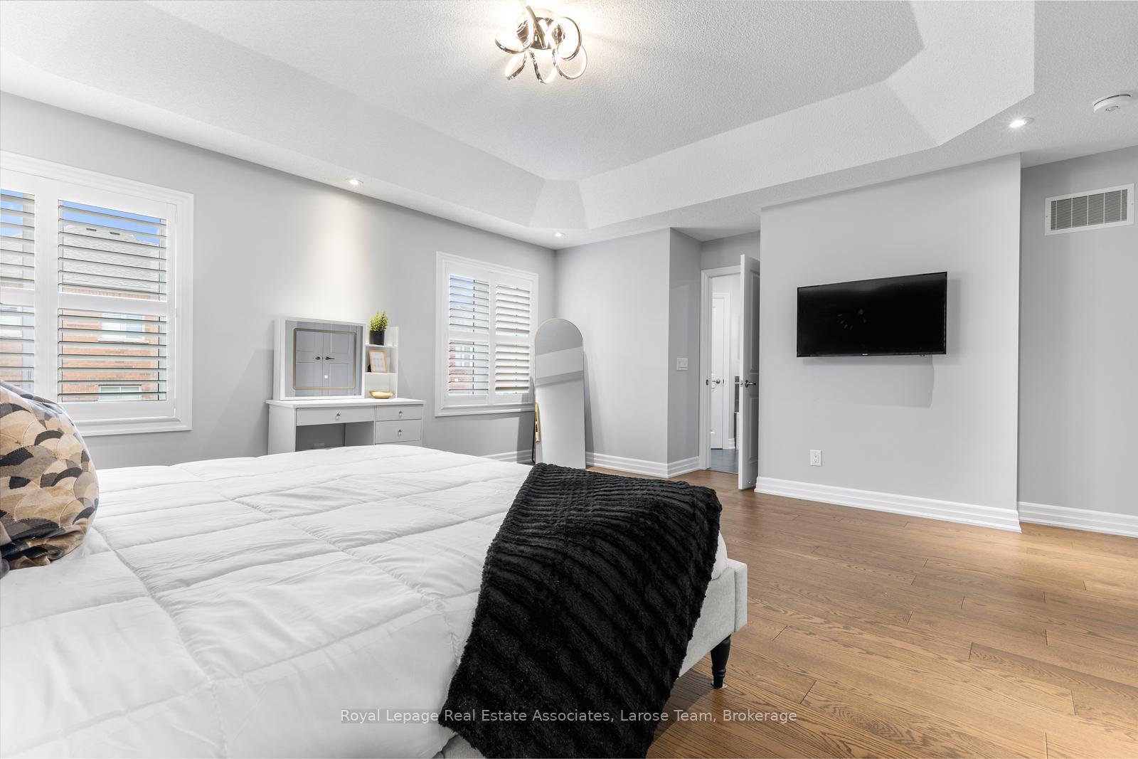 26 Perdita Road Main & 2nd Flr.