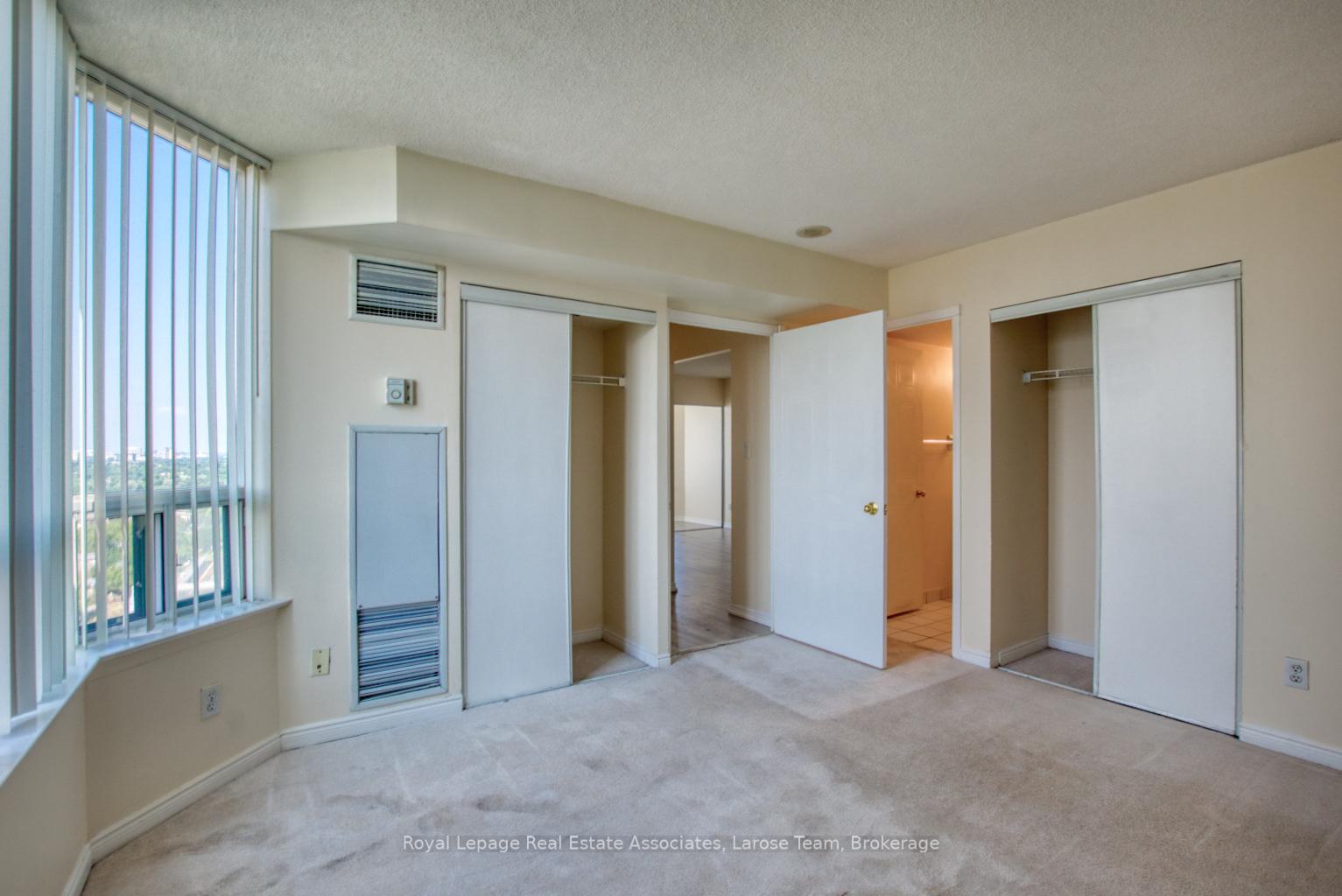 135 Hillcrest Avenue 2212