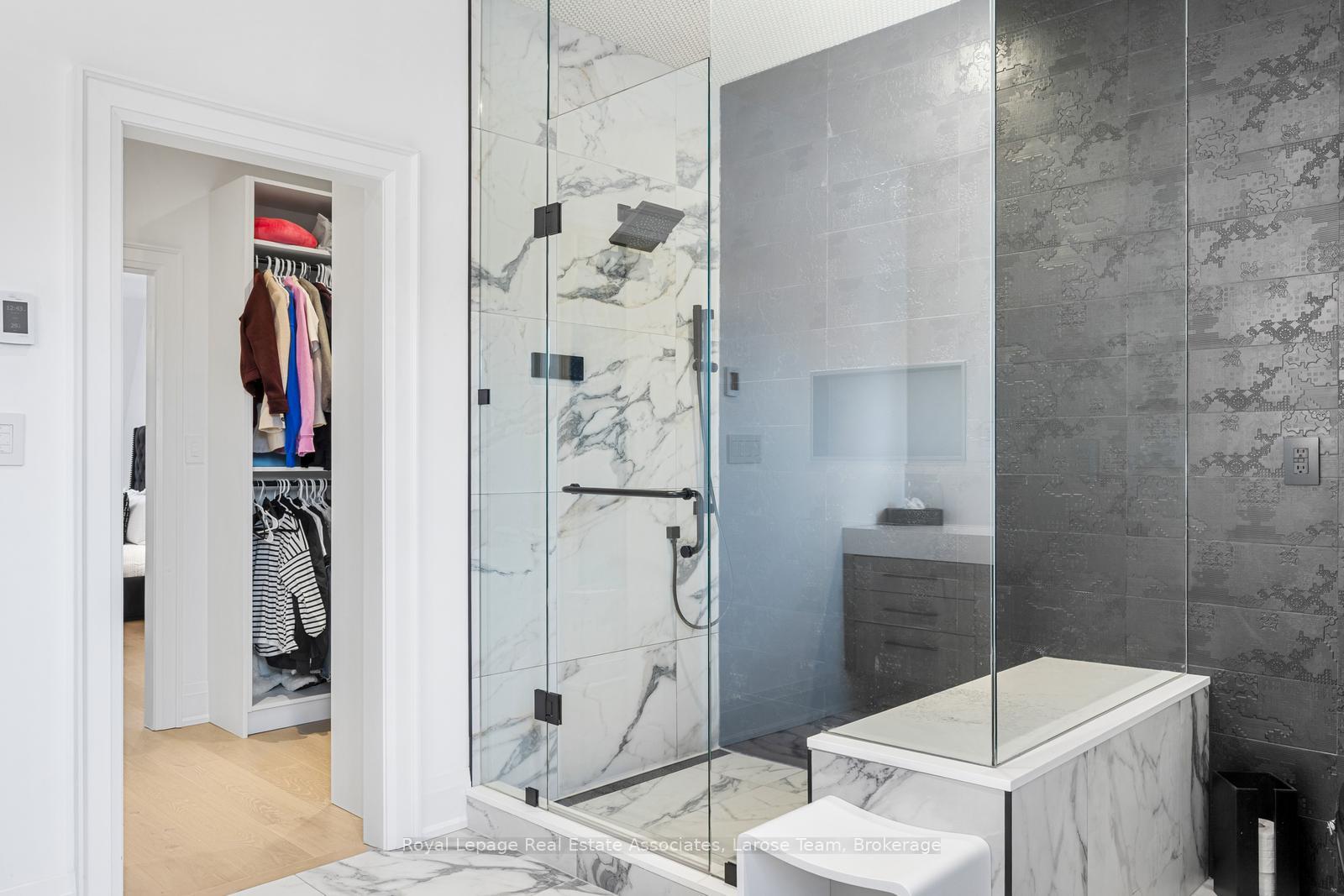 10 Lunar Crescent 24