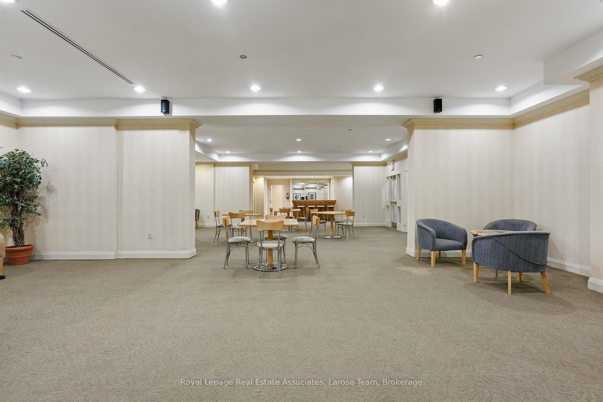 1140 Parkwest Place 709