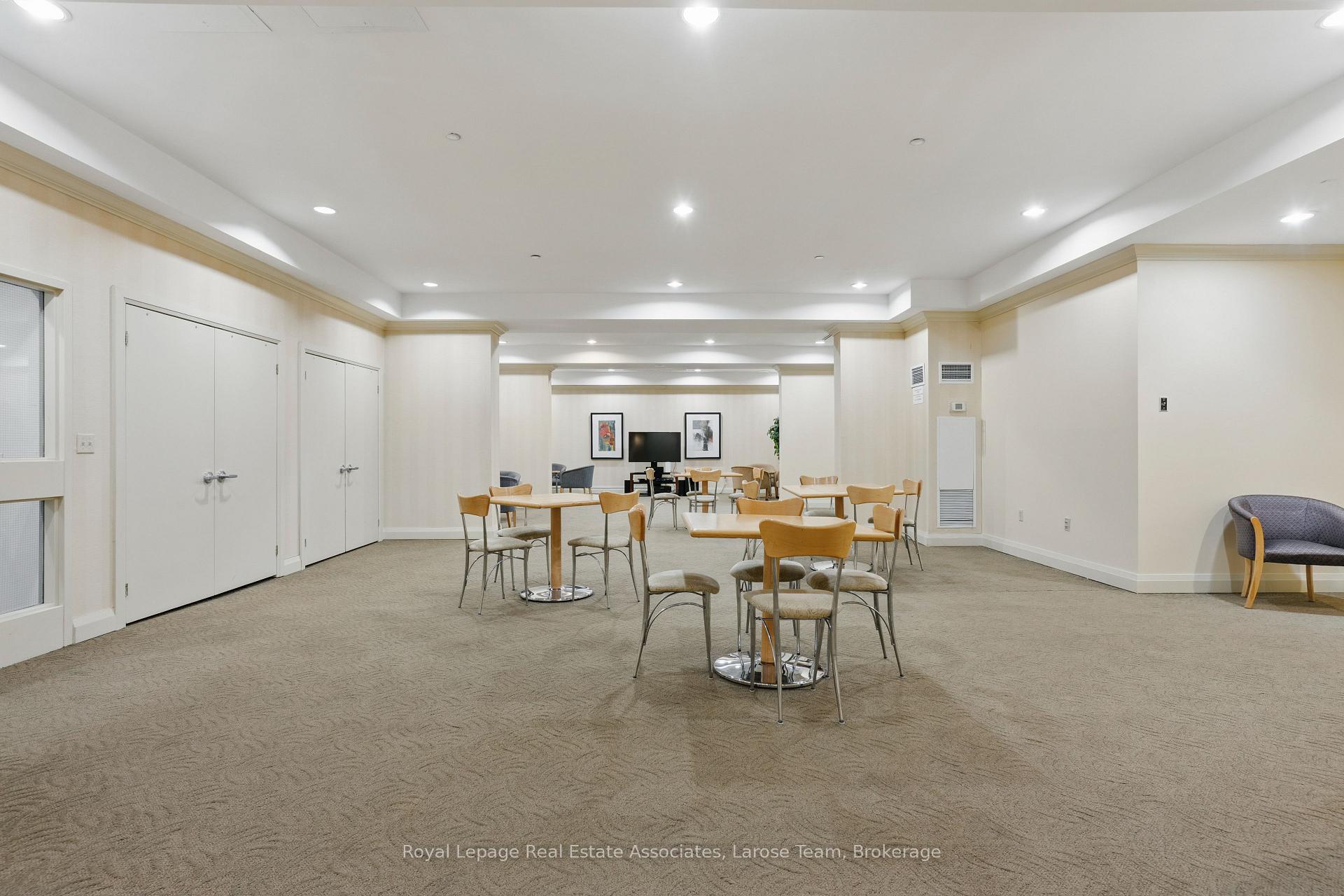 1140 Parkwest Place 709