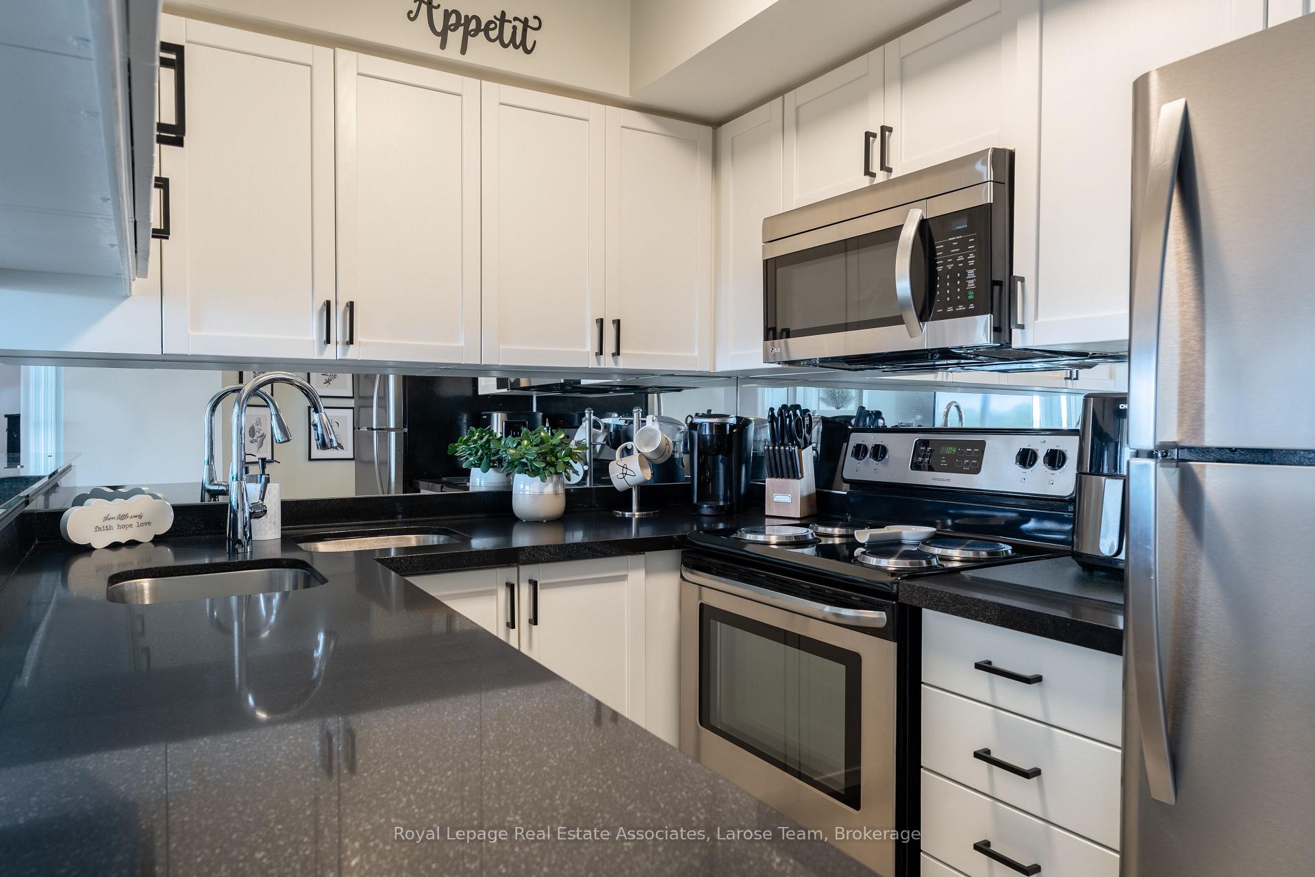 1140 Parkwest Place 709