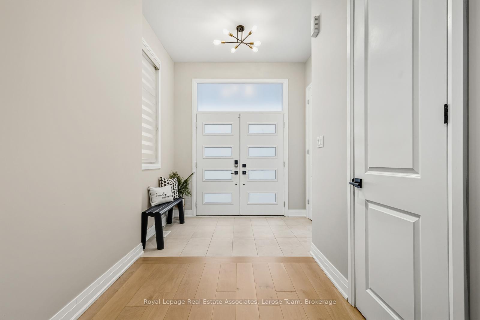 1464 Varelas Passage