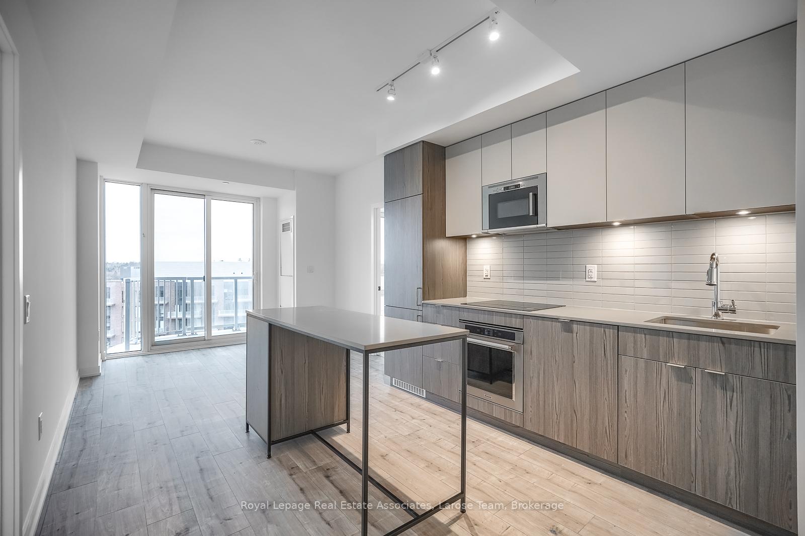 220 Missinnihe Way 702