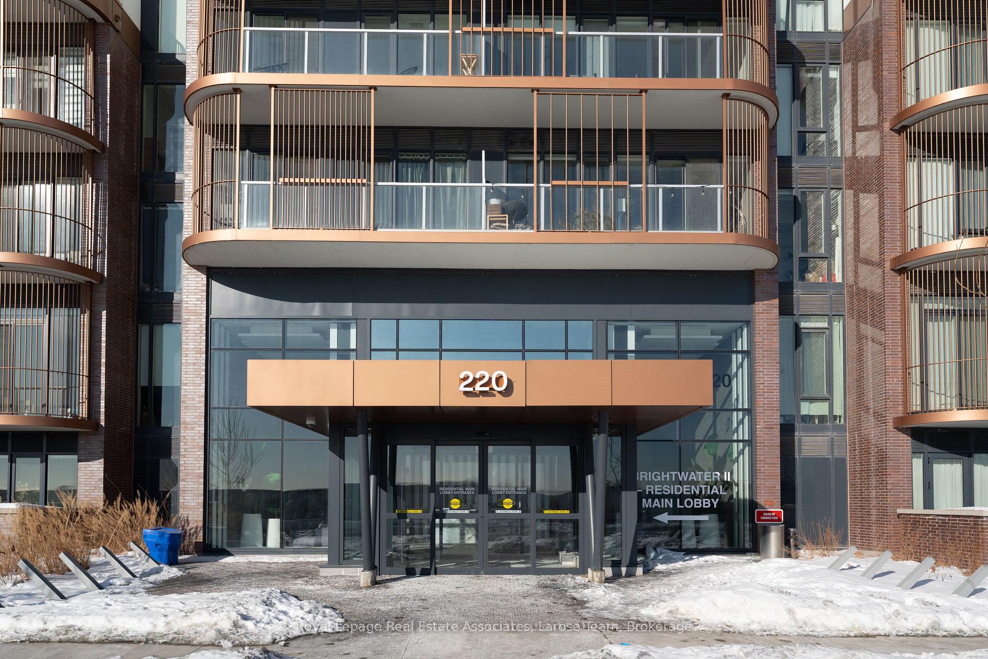 220 Missinnihe Way 702