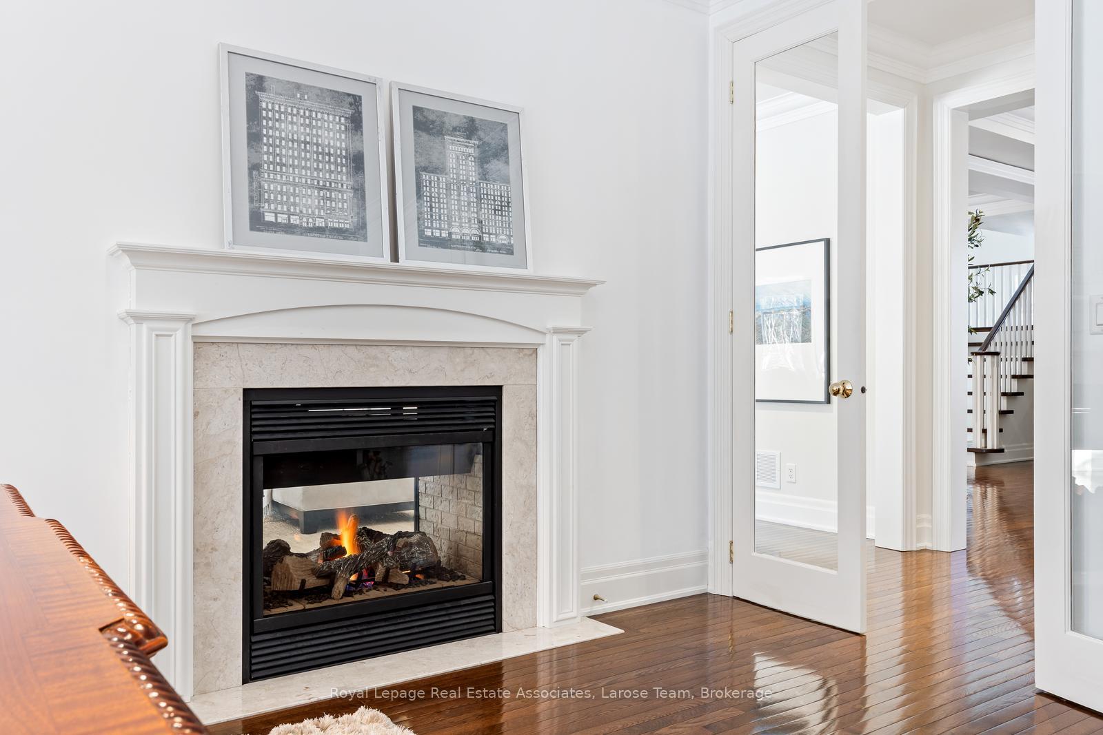 562 Gladwyne Court, Mississauga, ON L5H 4L4, Mississauga ON, L5H 4L4