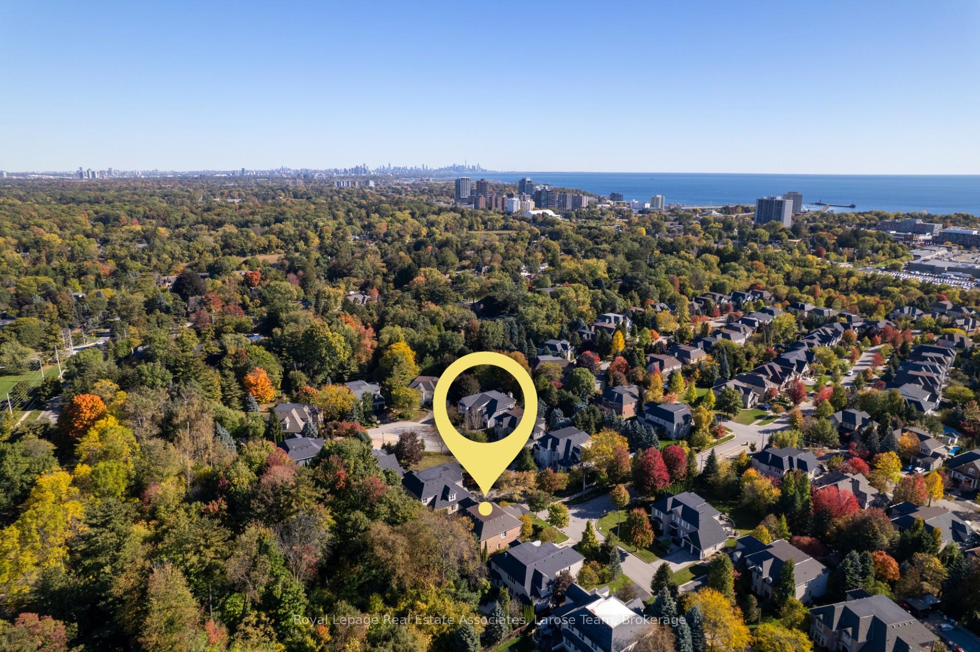 562 Gladwyne Court, Mississauga, ON L5H 4L4, Mississauga ON, L5H 4L4