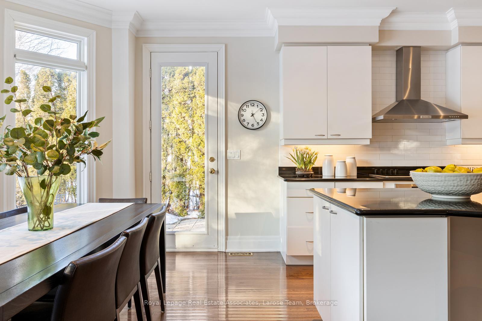 562 Gladwyne Court, Mississauga, ON L5H 4L4, Mississauga ON, L5H 4L4