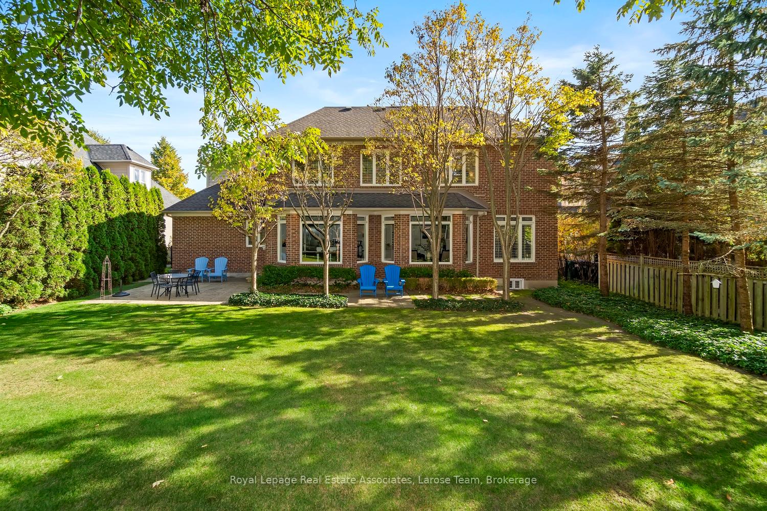 562 Gladwyne Court, Mississauga, ON L5H 4L4, Mississauga ON, L5H 4L4
