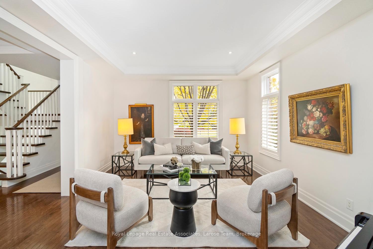 562 Gladwyne Court, Mississauga, ON L5H 4L4, Mississauga ON, L5H 4L4