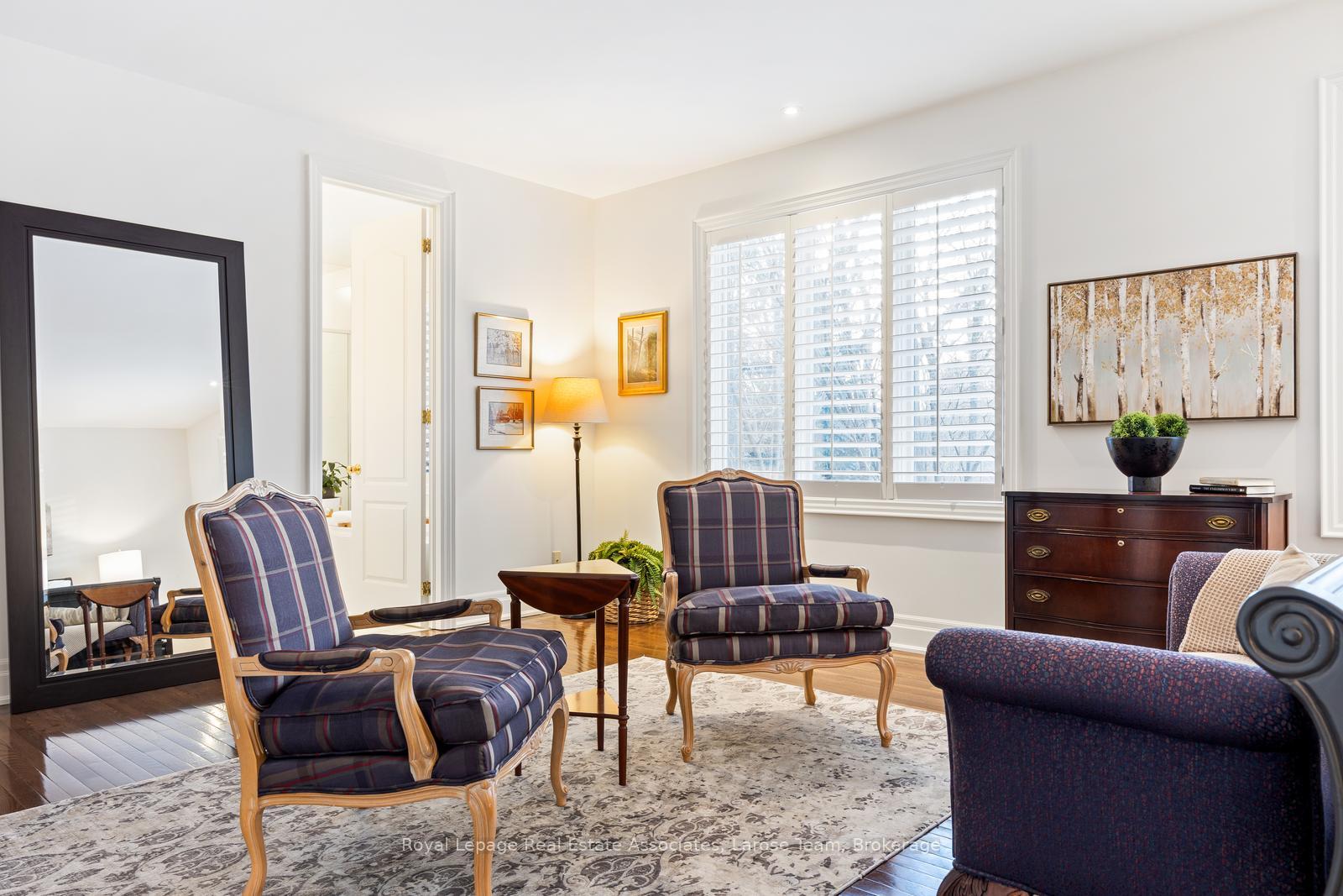 562 Gladwyne Court, Mississauga, ON L5H 4L4, Mississauga ON, L5H 4L4