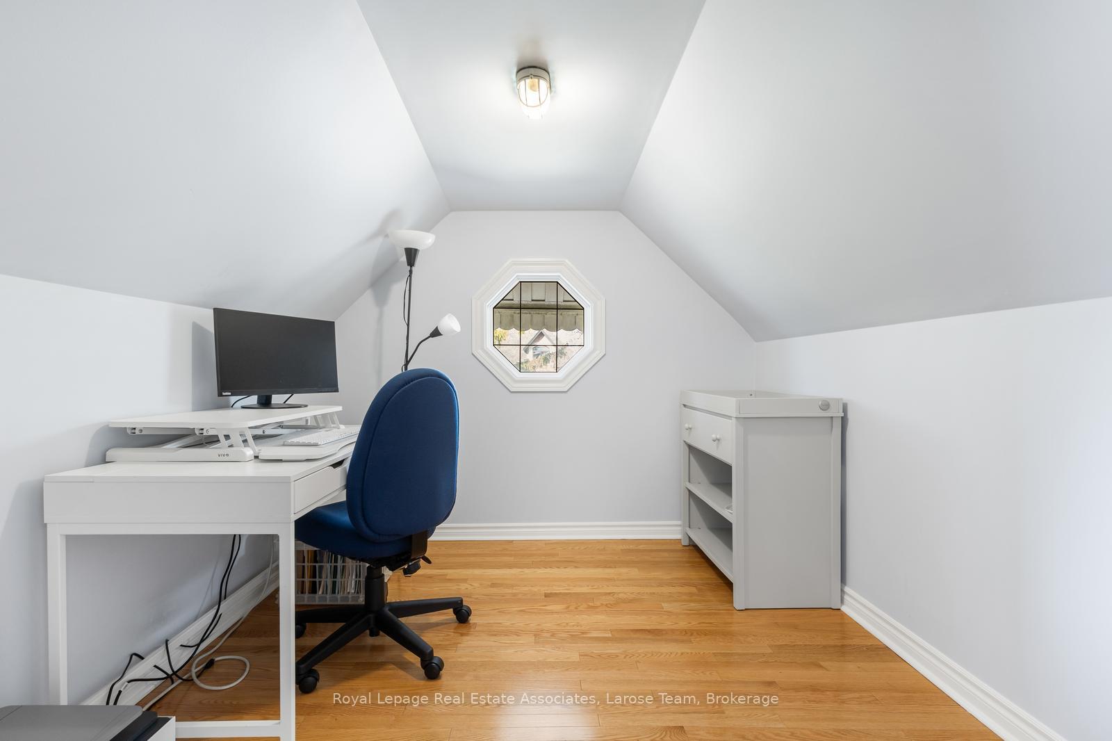 1166 Mineola Gardens