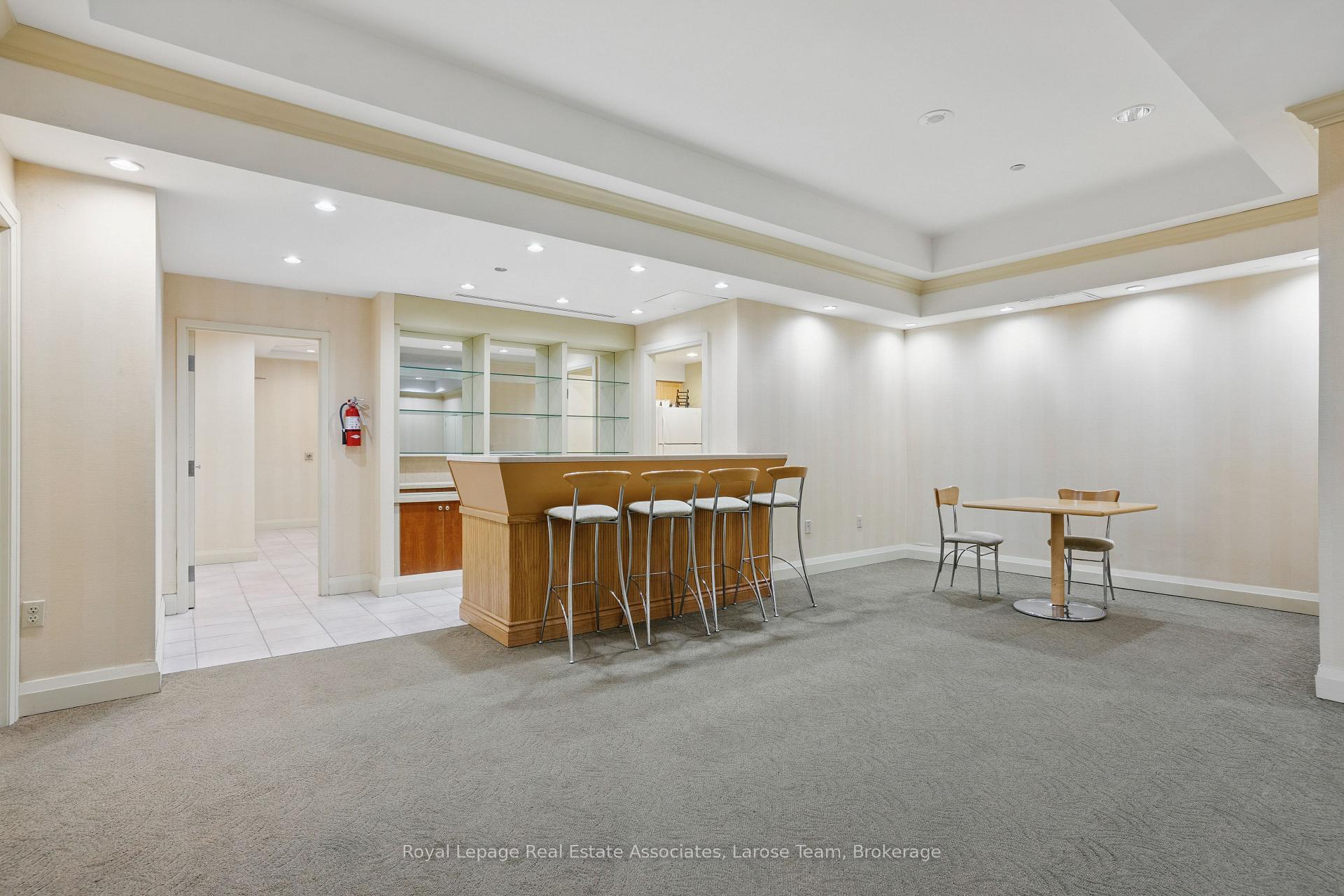 1140 Parkwest Place 709