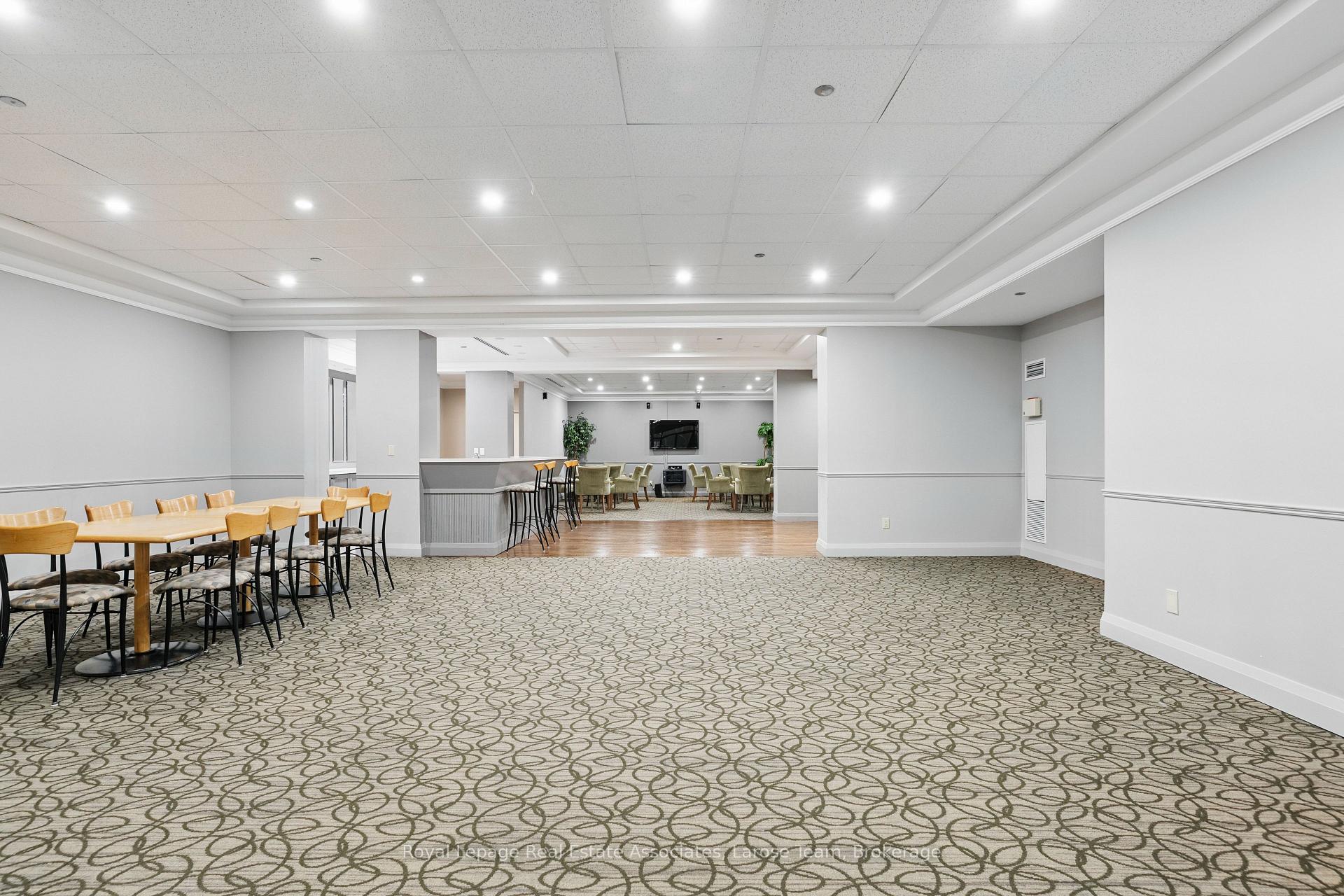 1140 Parkwest Place 709