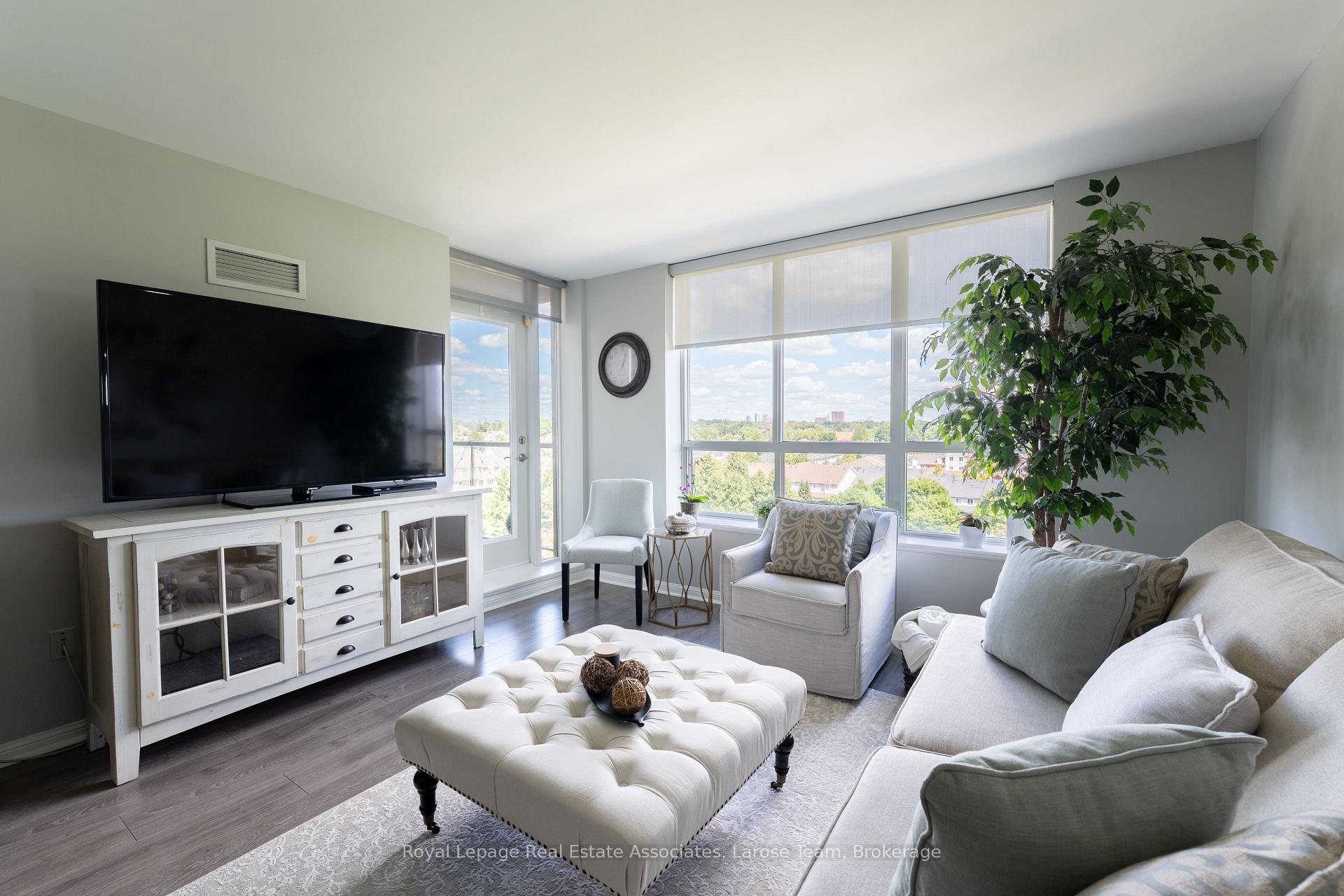 1140 Parkwest Place 709