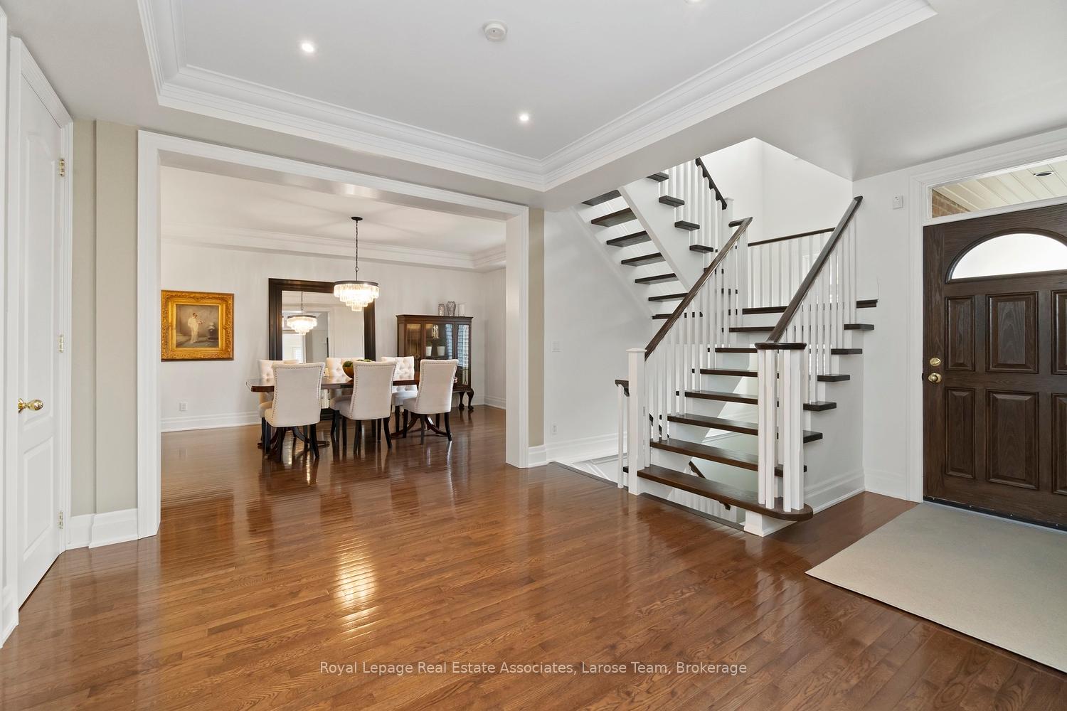 562 Gladwyne Court
