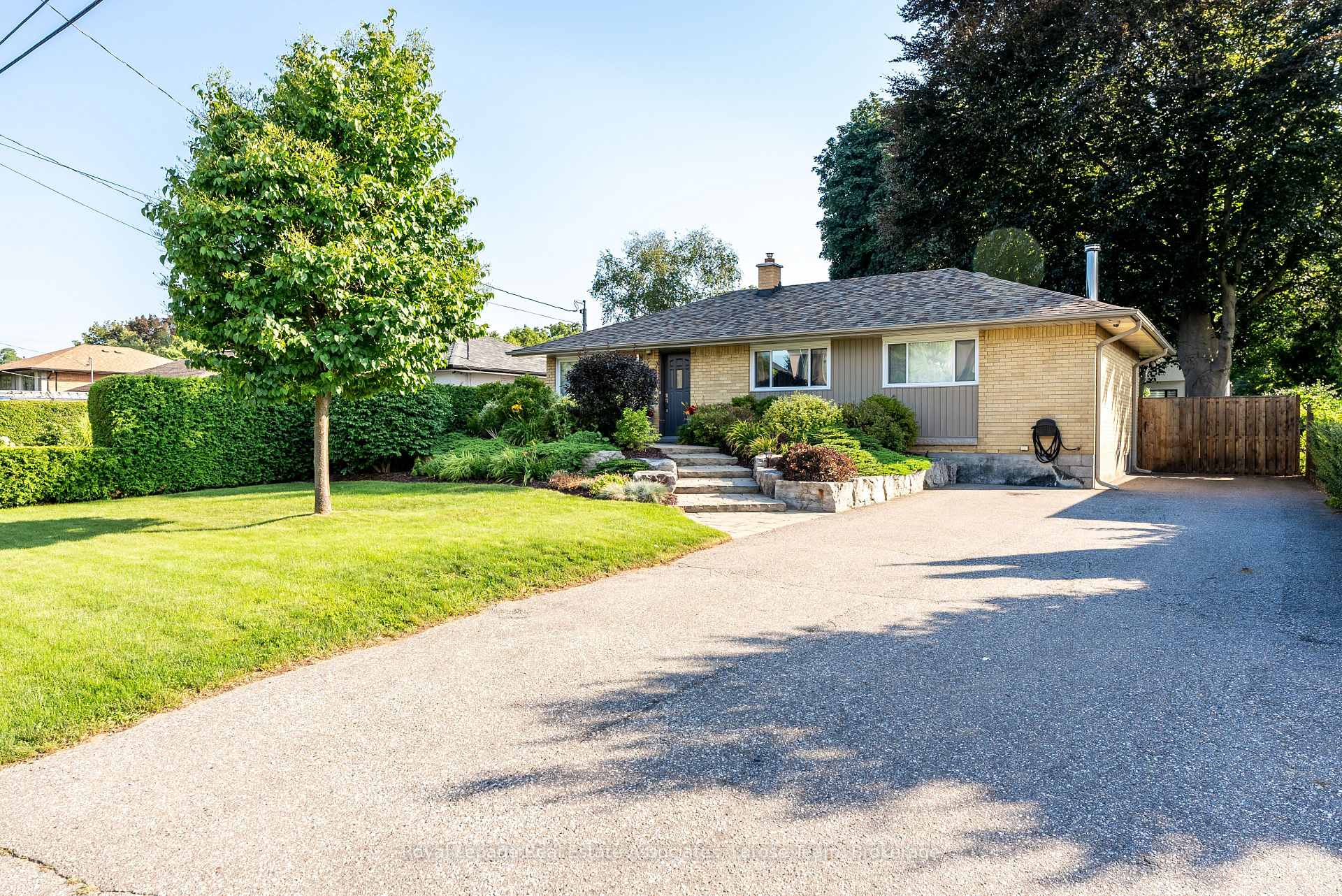 2176 Florian Road