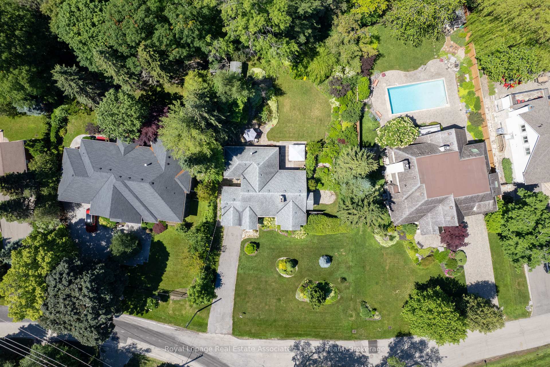 434 Apple Lane