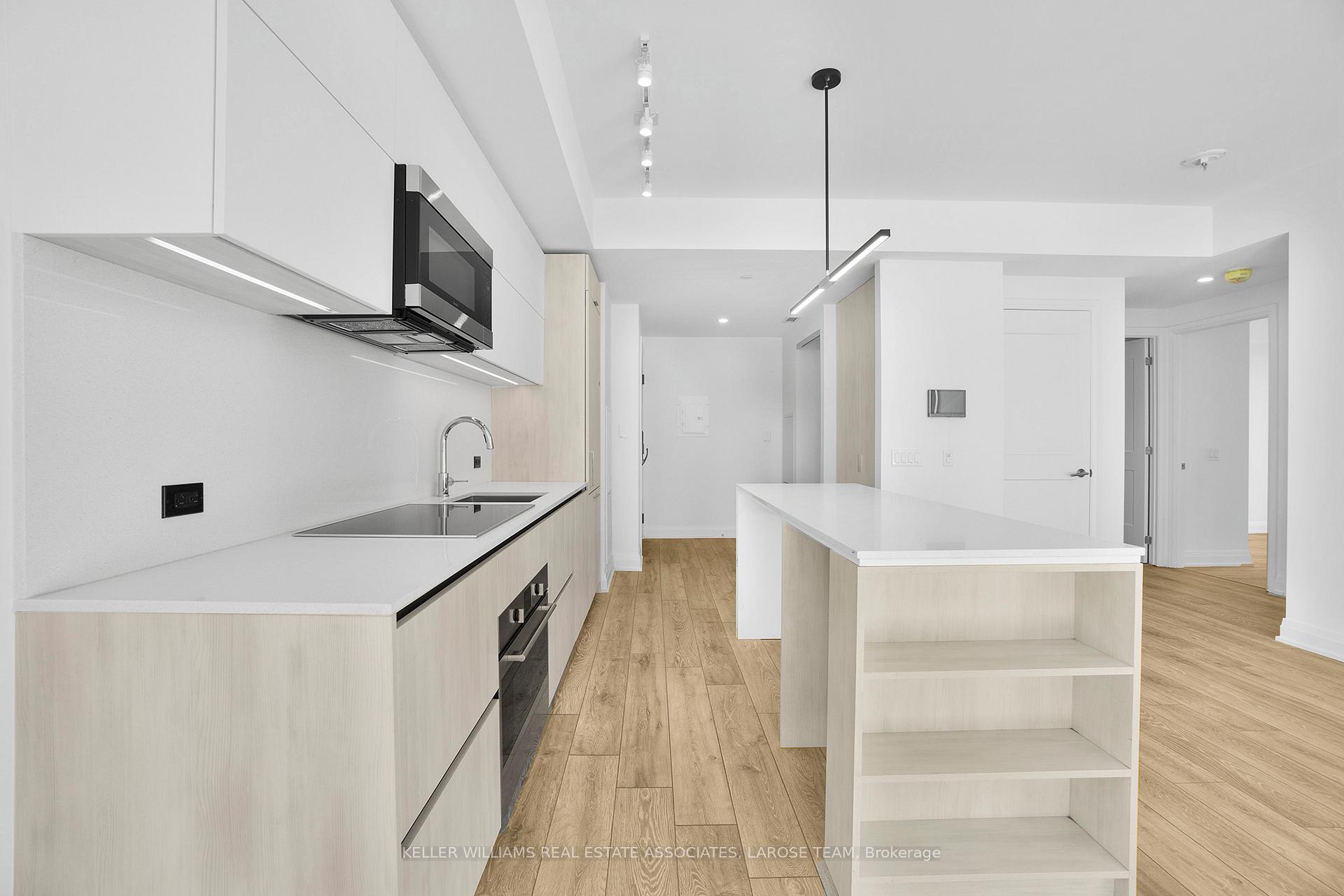 21 Park Street E 603