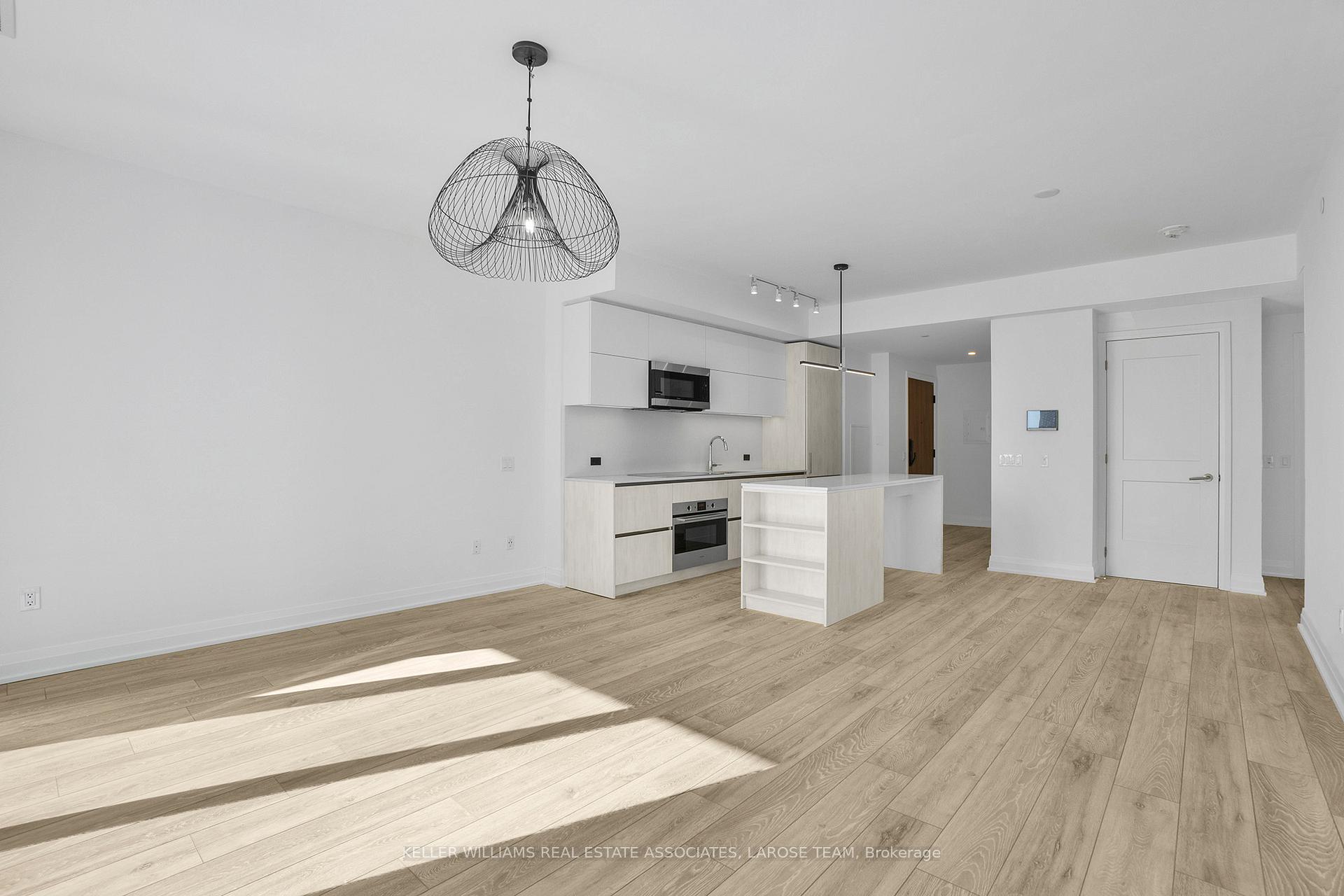 21 Park Street E 603