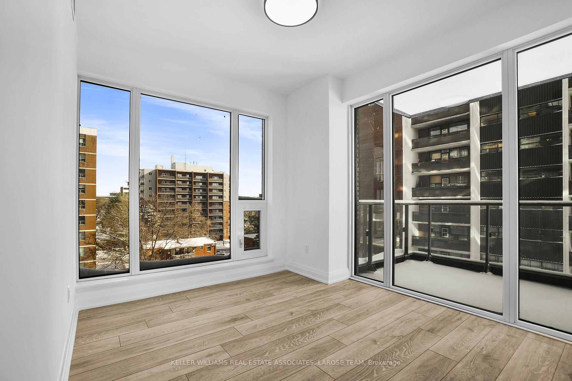 21 Park Street E 603