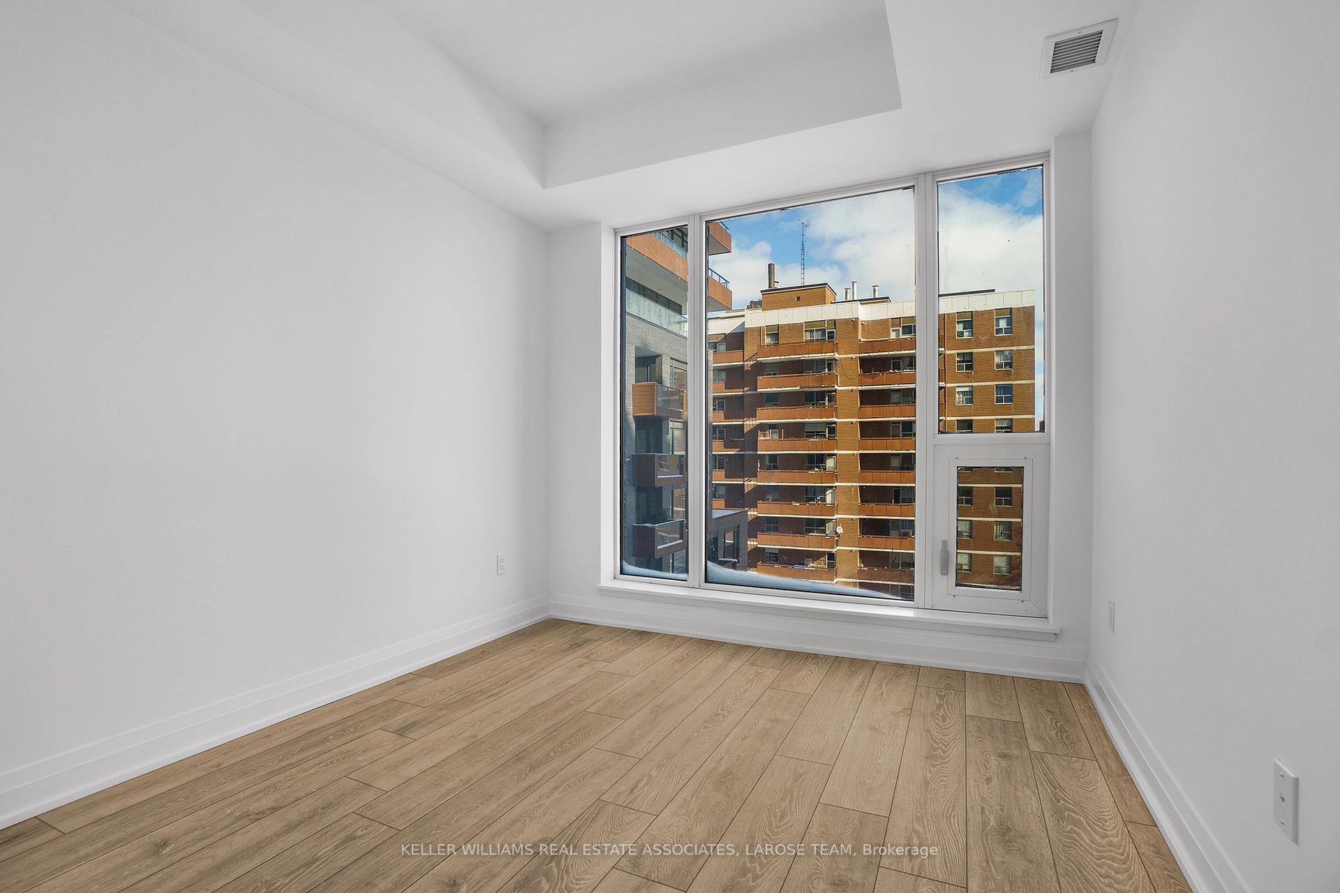 21 Park Street E 603