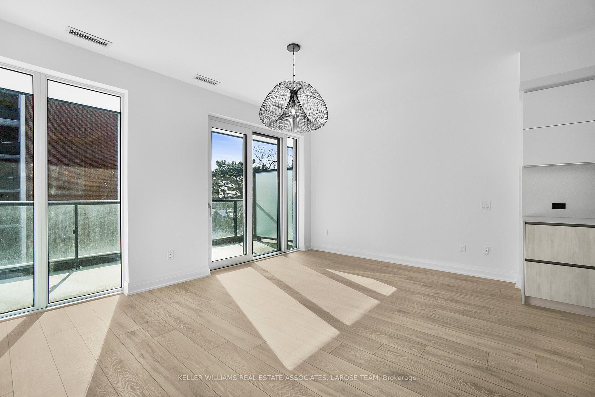 21 Park Street E 603