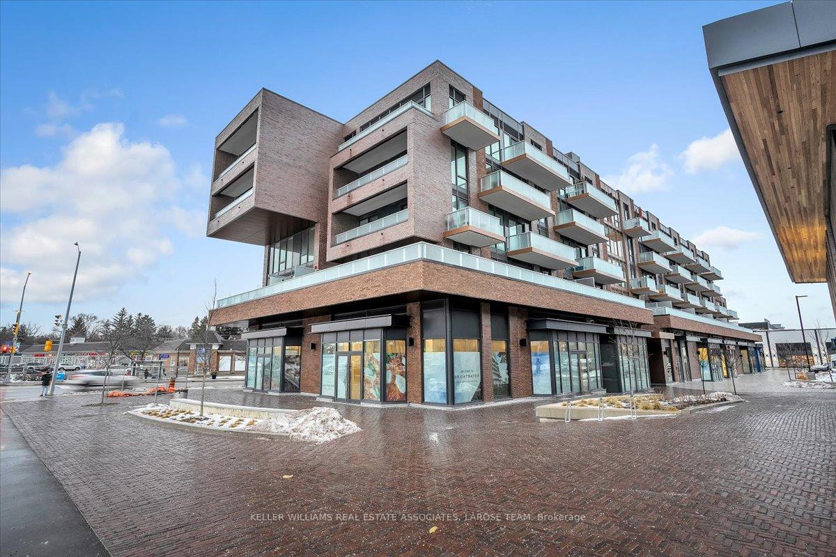 215 Lakeshore Road W 205