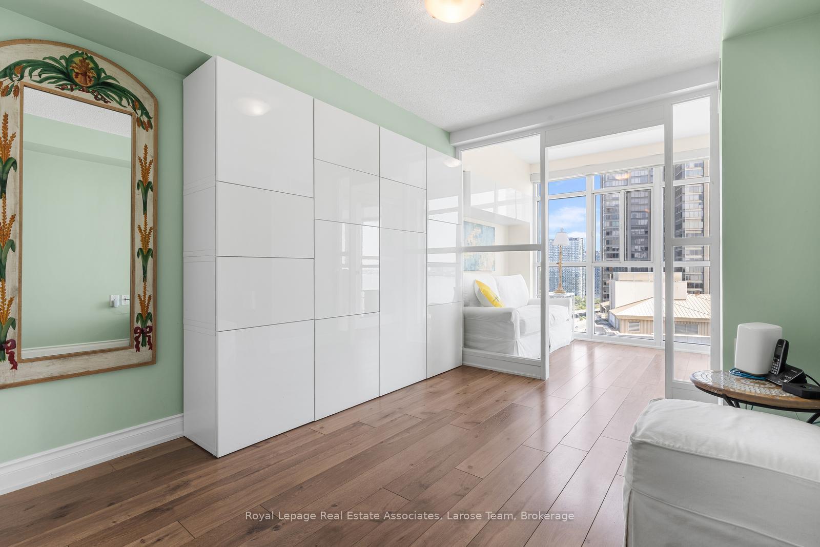 3 Marine Parade Drive 2101, Toronto Unit: 2101