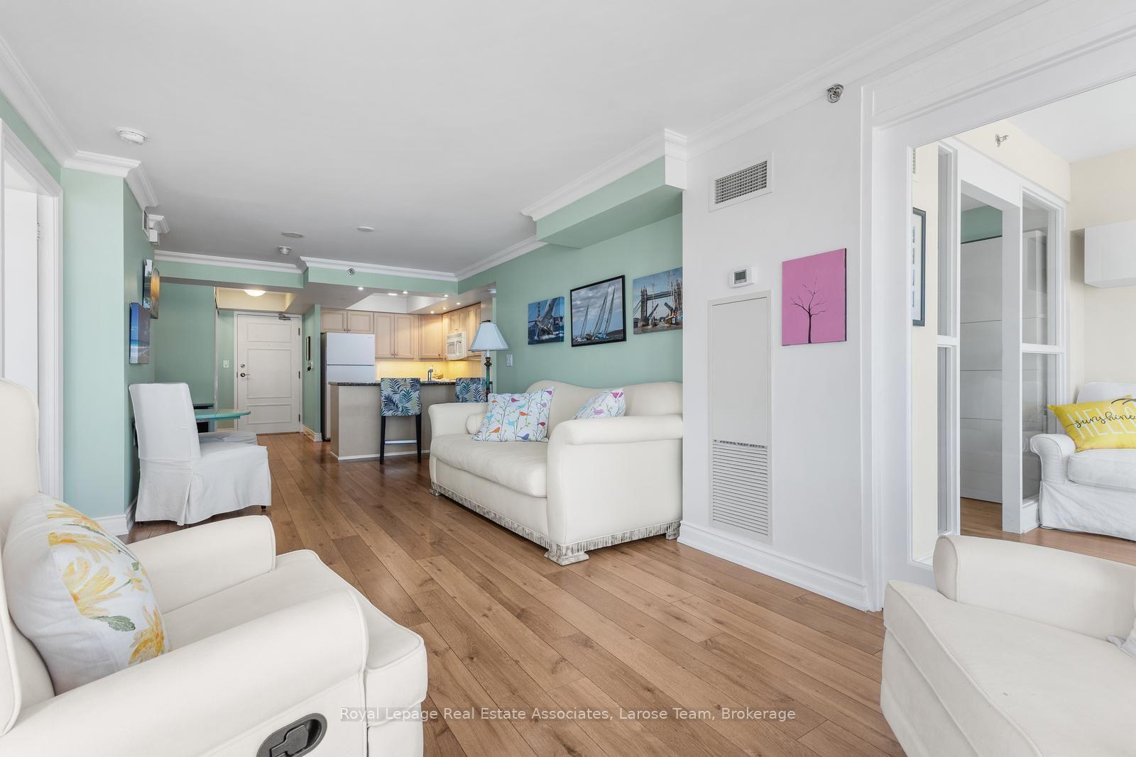 3 Marine Parade Drive 2101, Toronto Unit: 2101