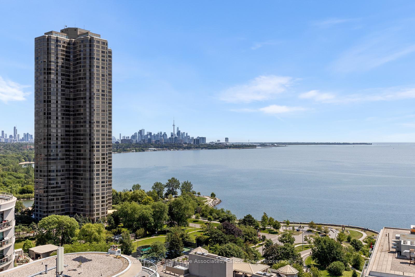 3 Marine Parade Drive 2101, Toronto Unit: 2101