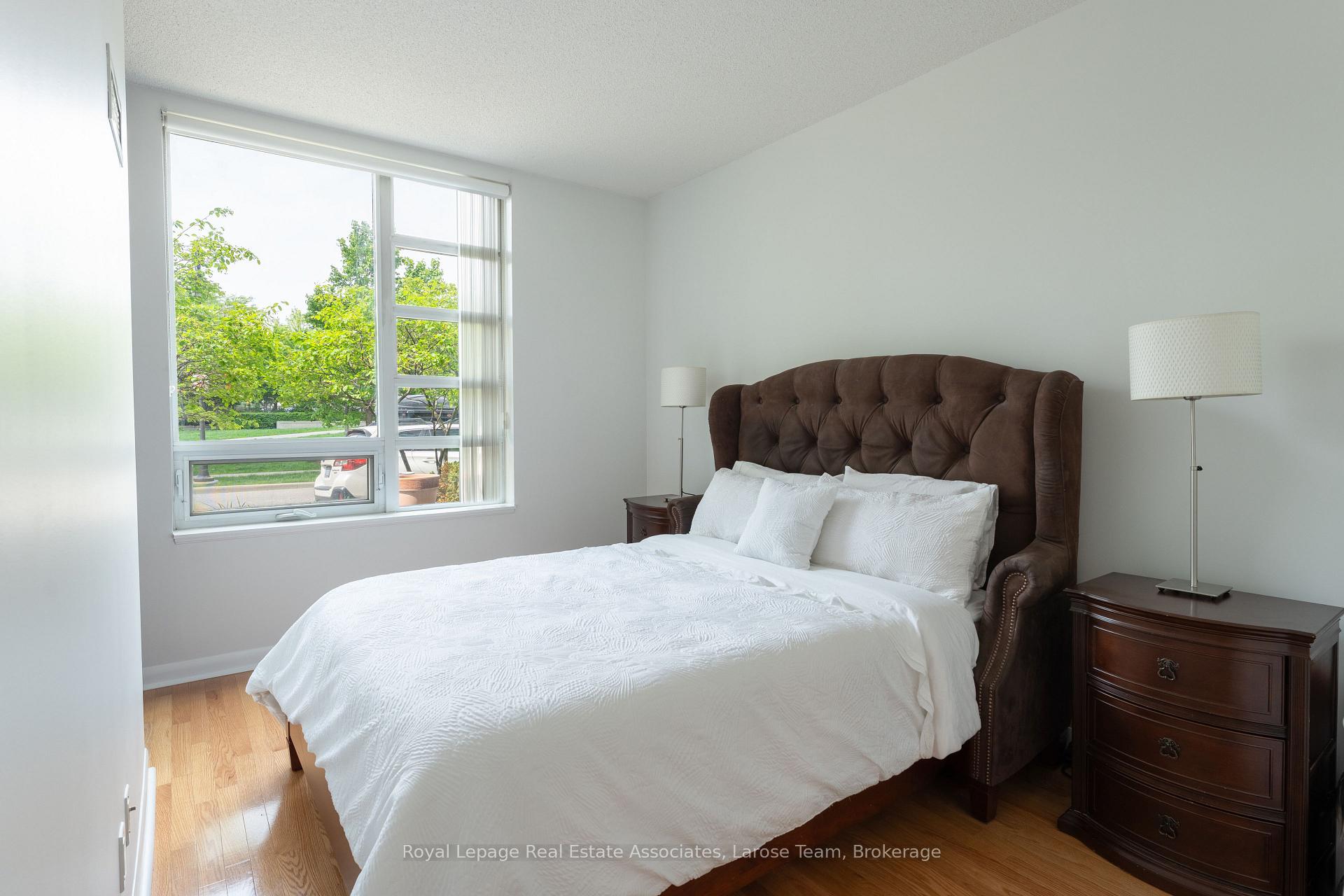 225 Sherway Gardens Road 102, Toronto Unit: 102