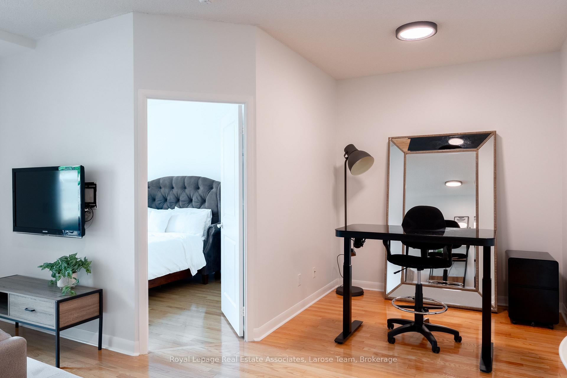 225 Sherway Gardens Road 102, Toronto Unit: 102