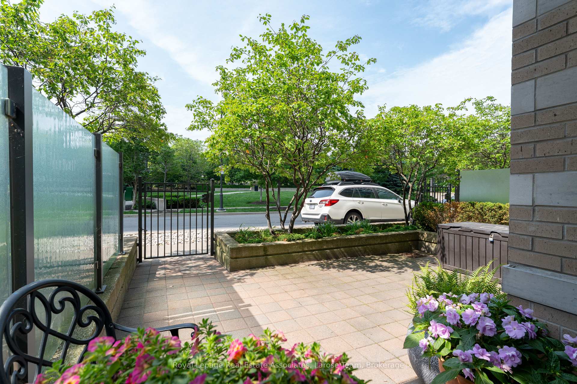 225 Sherway Gardens Road 102, Toronto Unit: 102