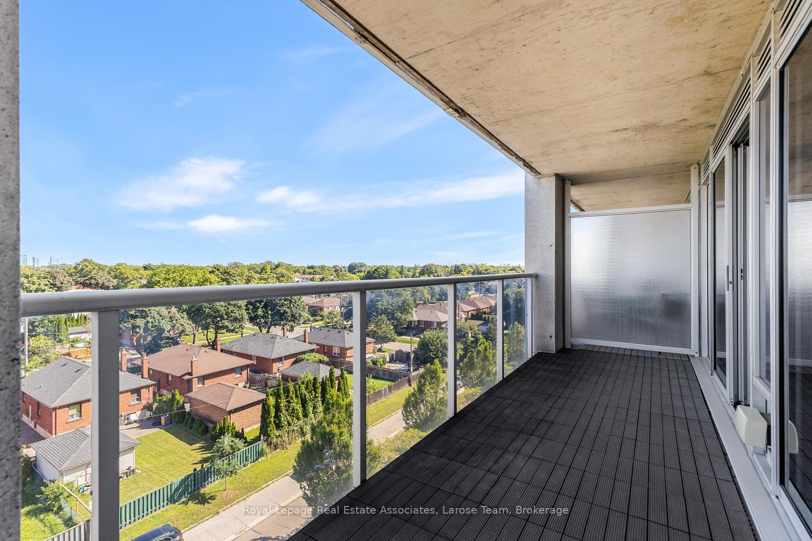 1050 The Queensway 611, Toronto Unit: 611