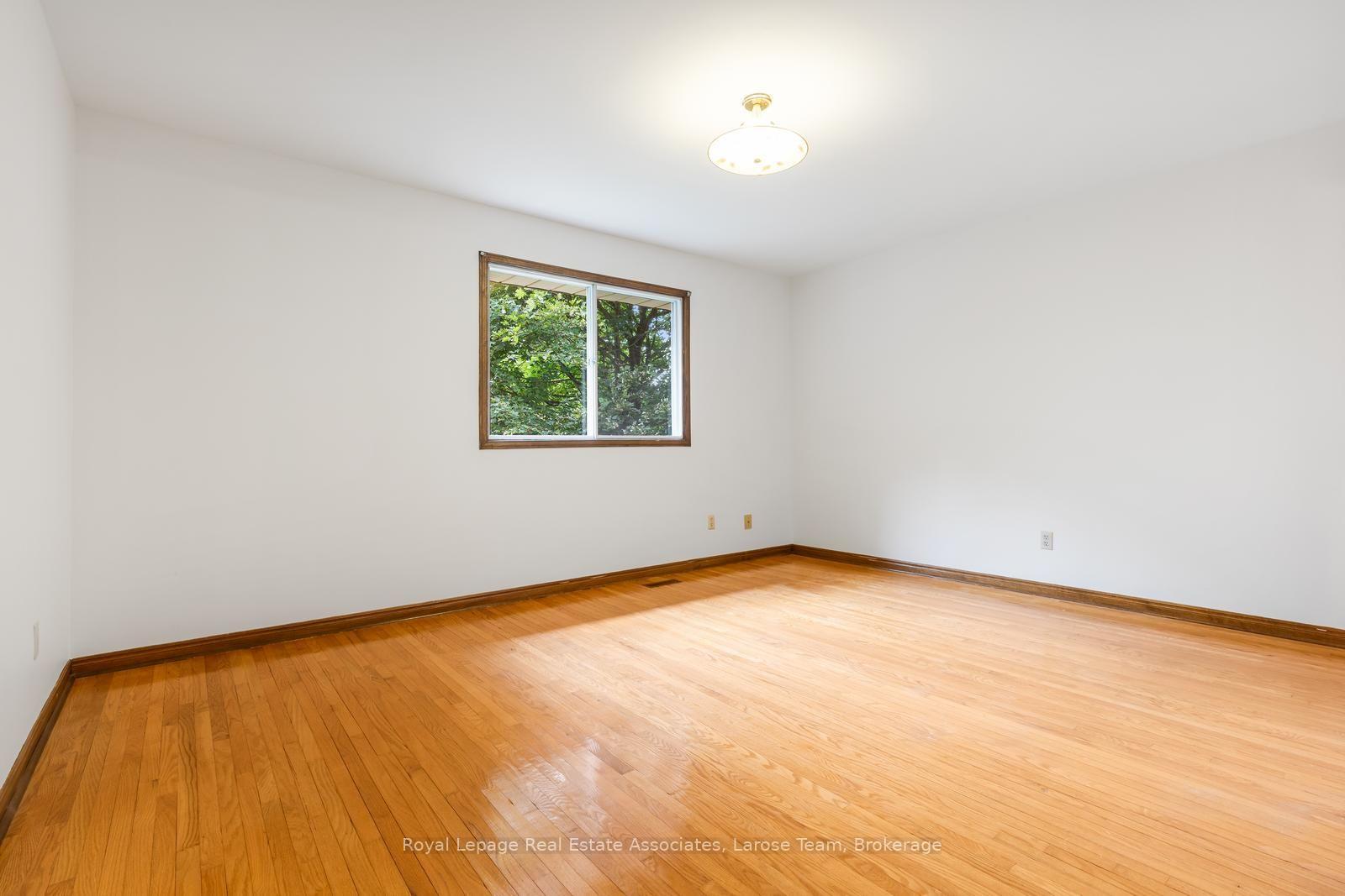 1344 Kenmuir Avenue