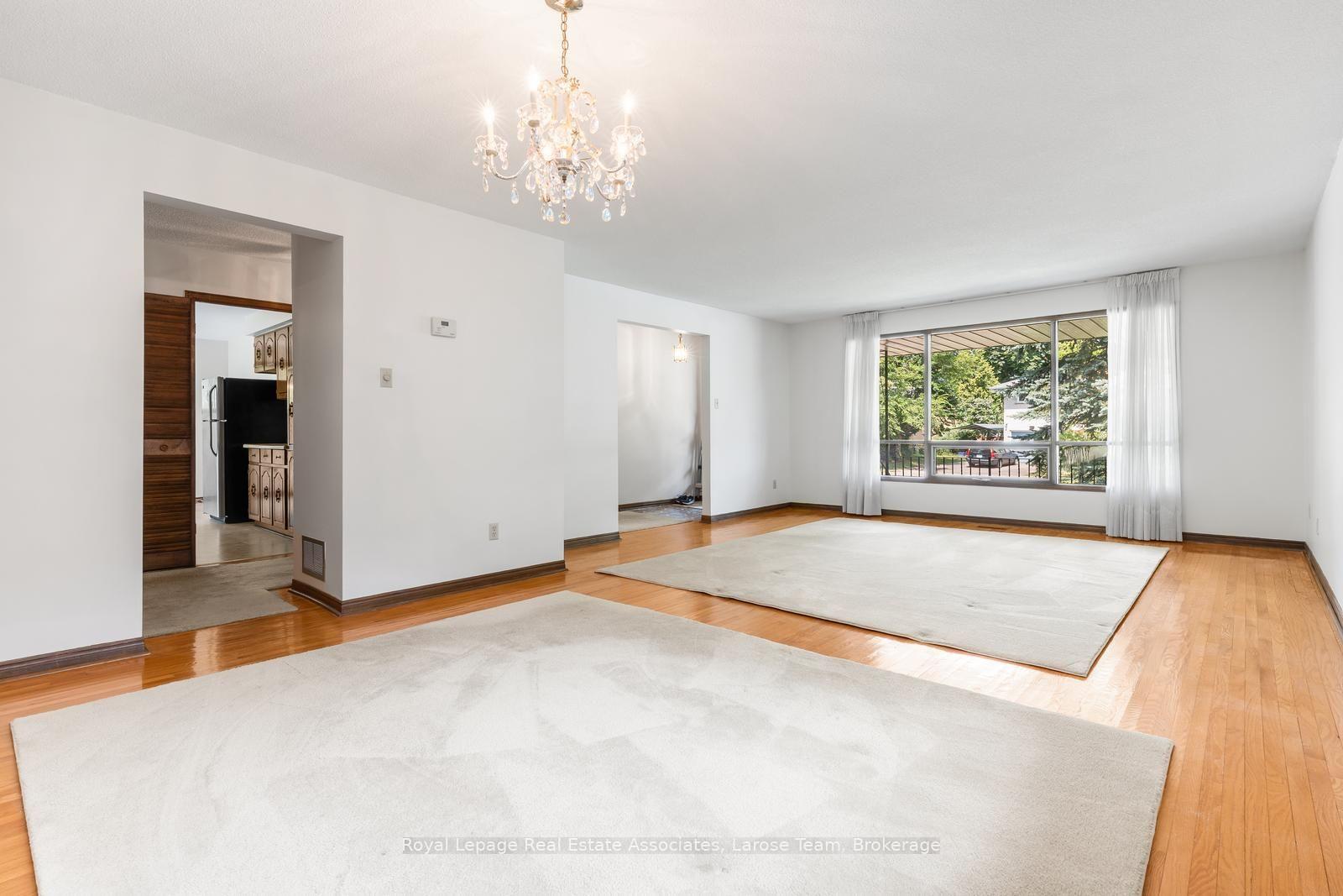 1344 Kenmuir Avenue
