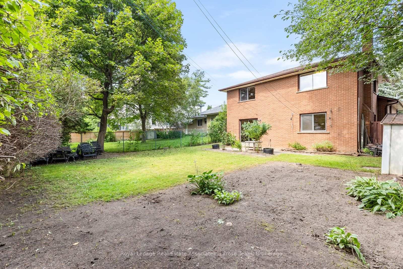 1344 Kenmuir Avenue