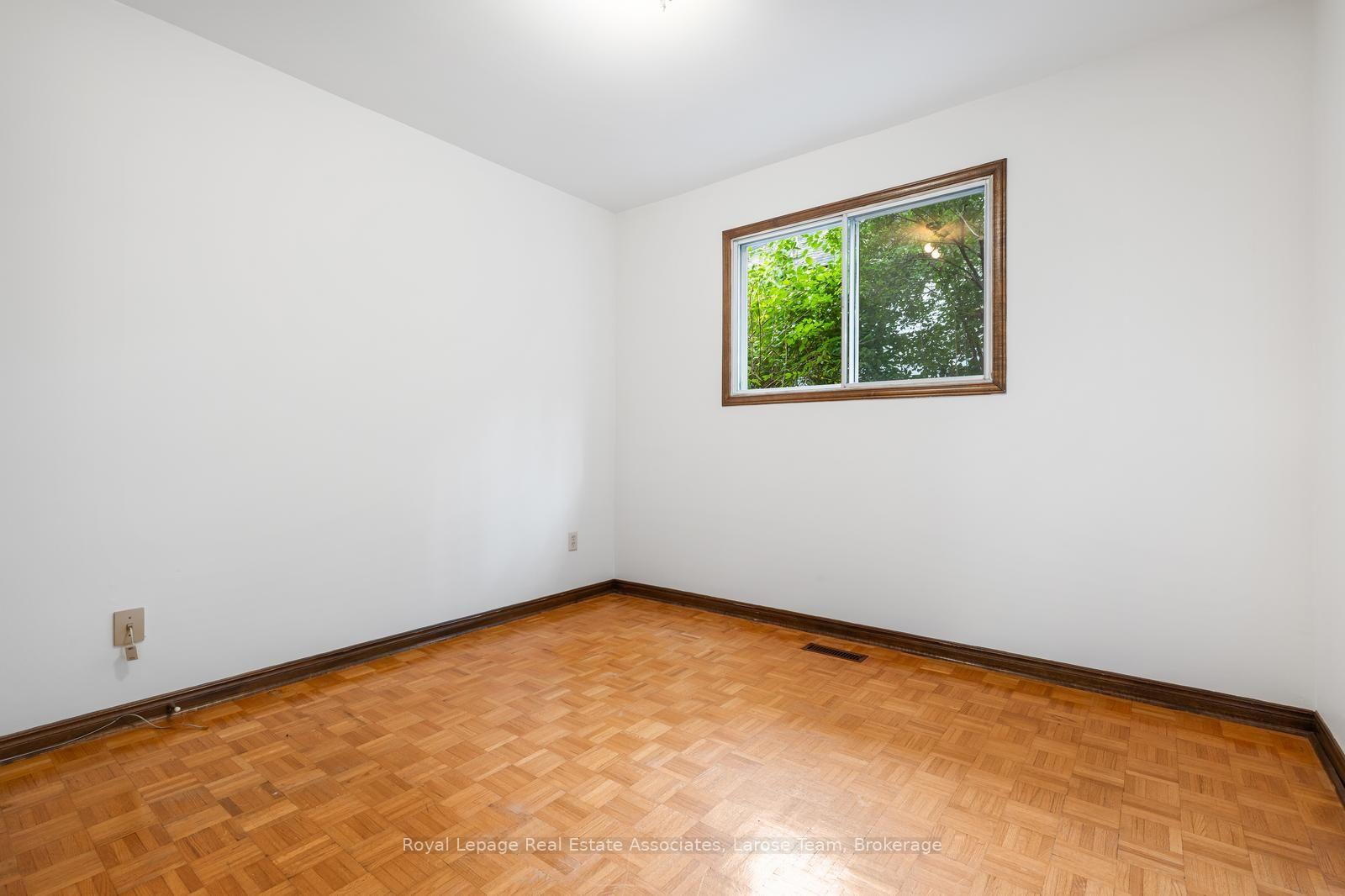 1344 Kenmuir Avenue
