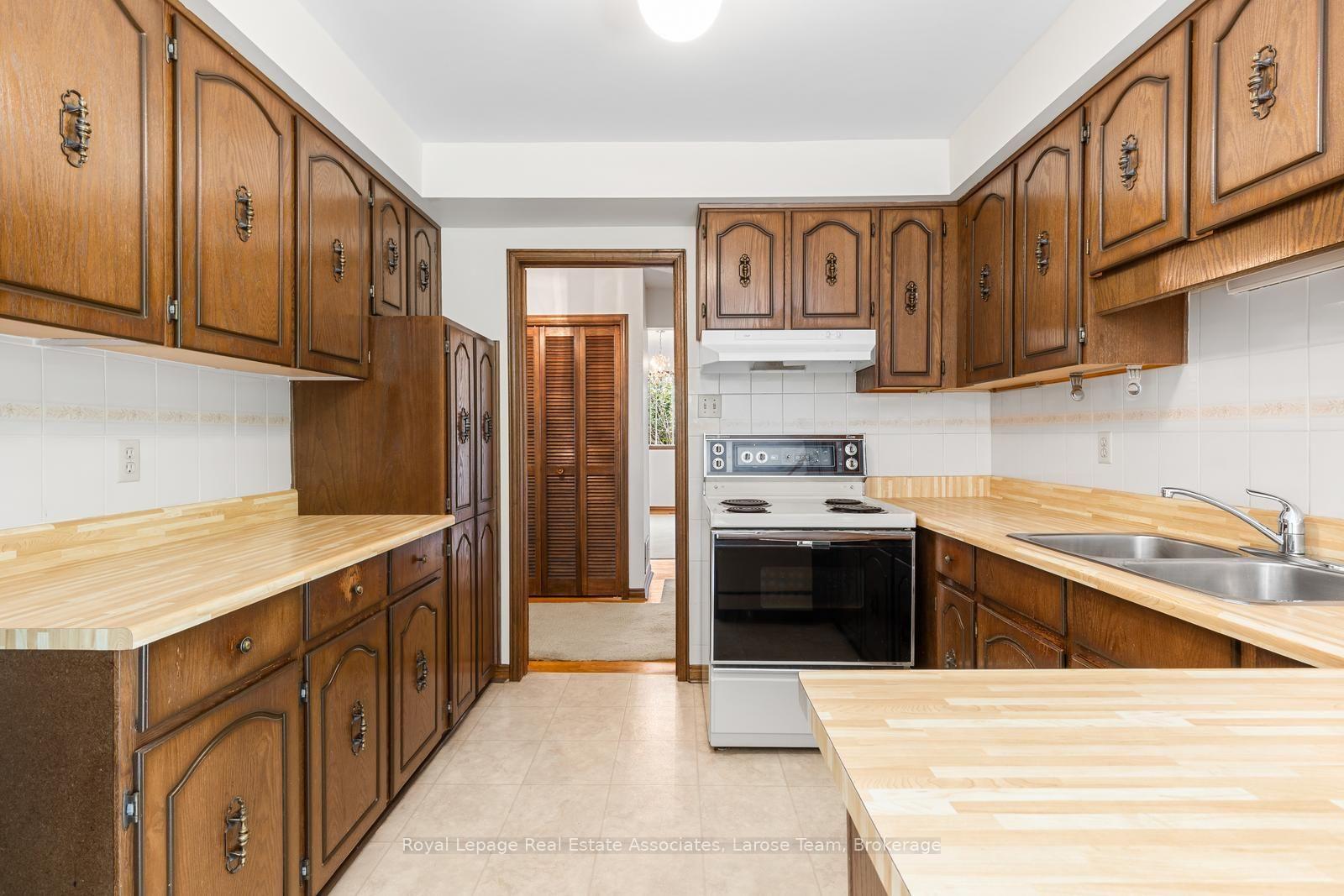1344 Kenmuir Avenue
