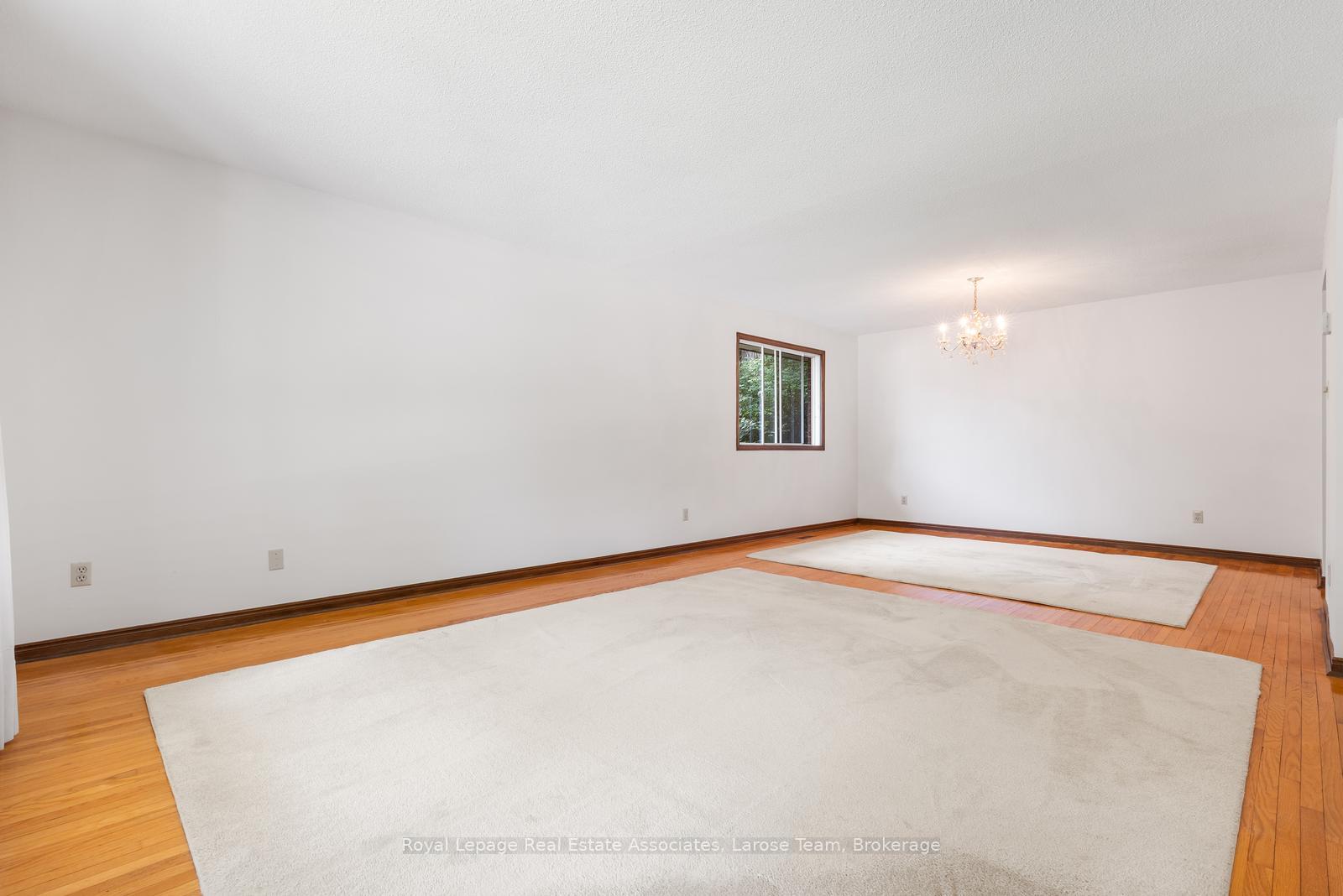 1344 Kenmuir Avenue