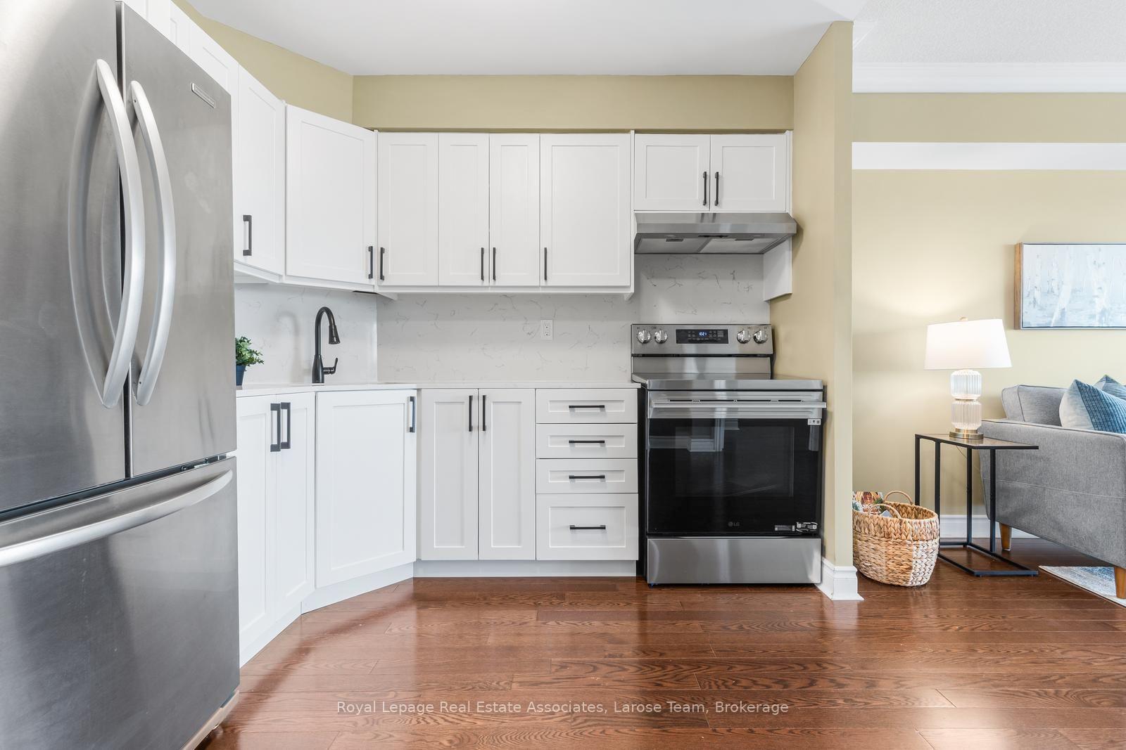 3 Marine Parade Drive 1607, Toronto Unit: 1607
