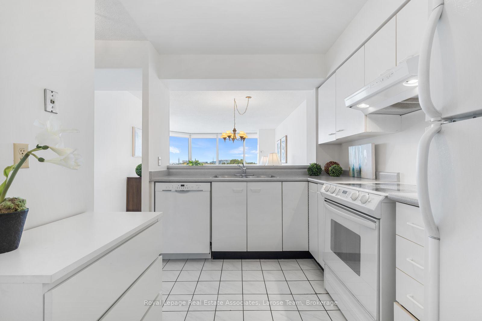 1500 Grazia Court 607